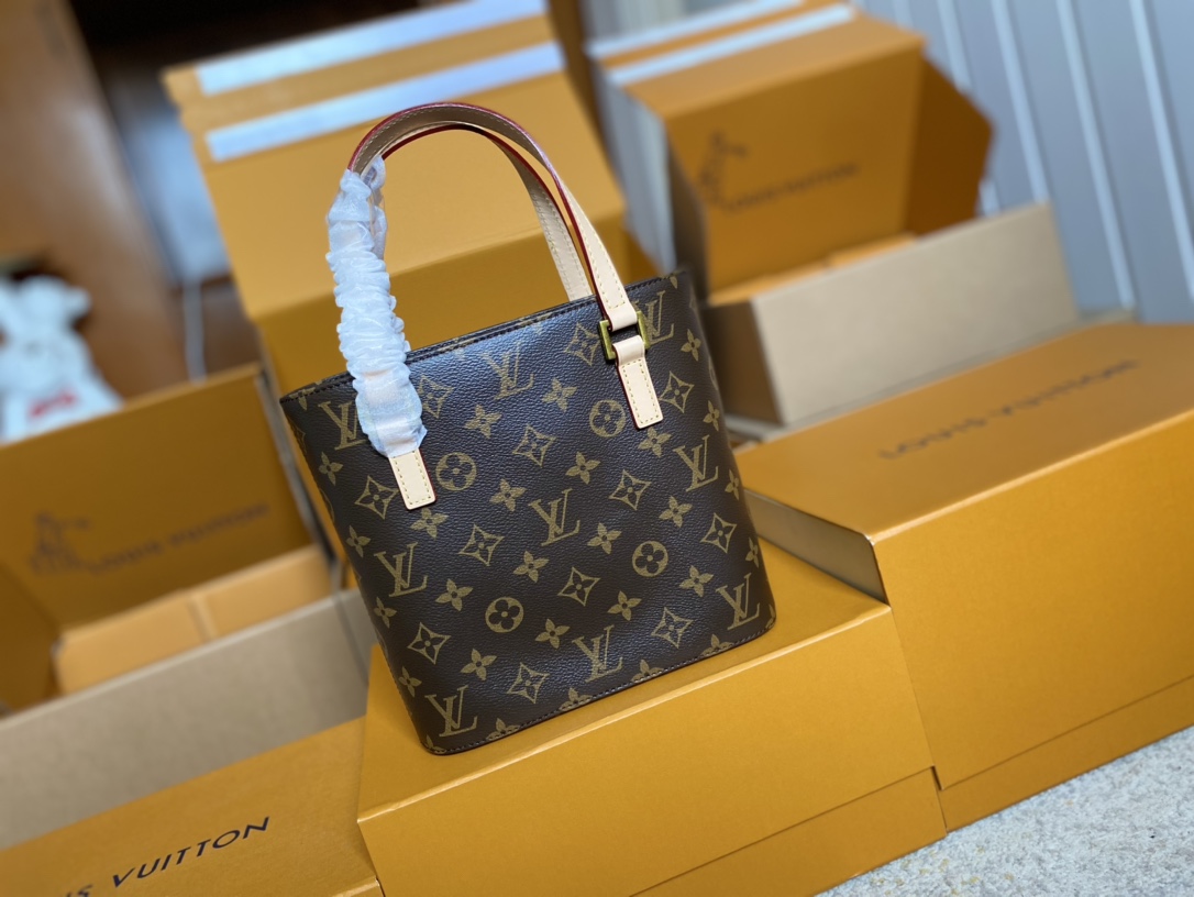 Louis Vuitton Basic Bag M-l-s