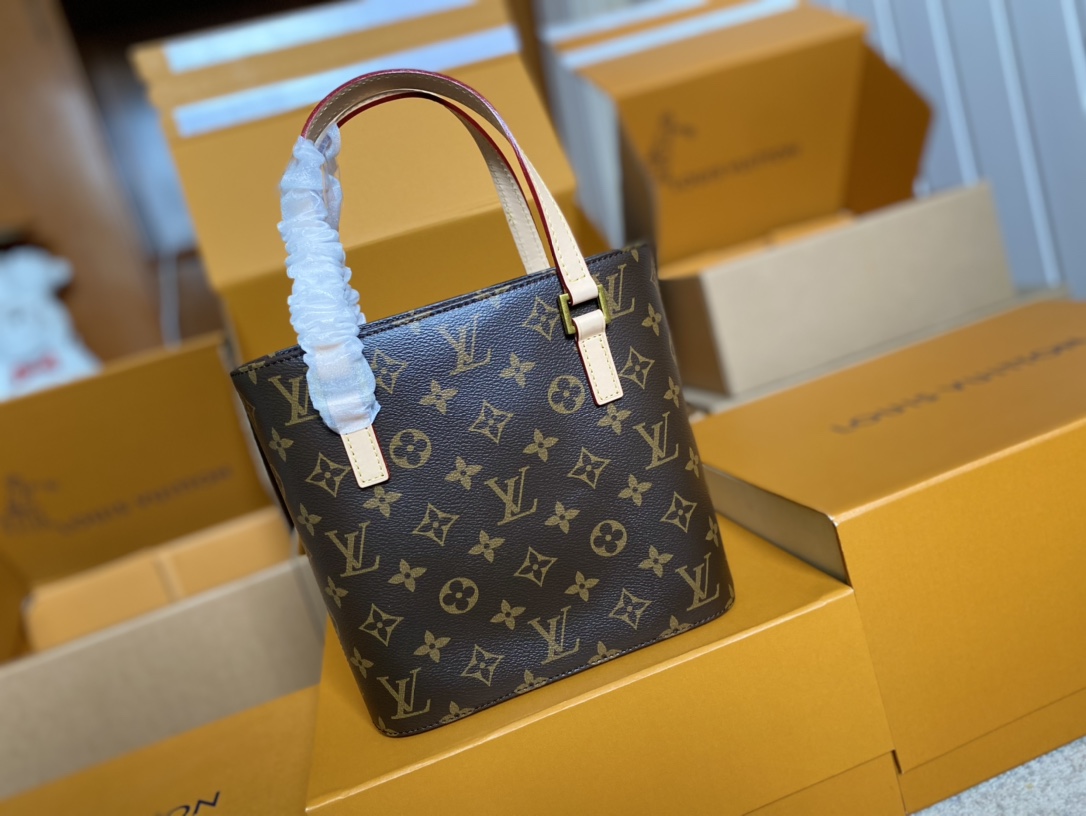 Louis Vuitton Basic Bag M-l-s