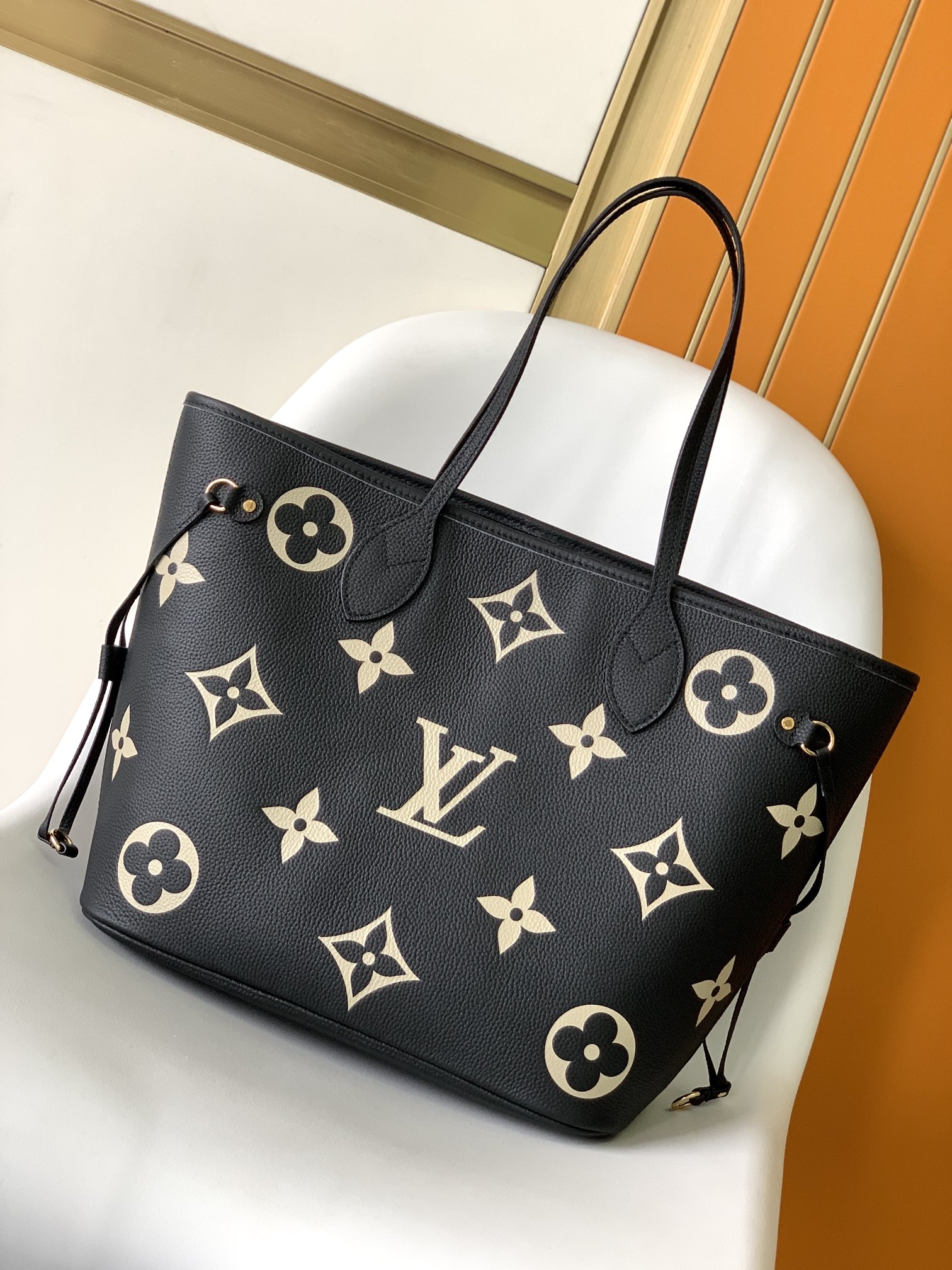 Louis Vuitton Tote Bag Cow Leather M-l