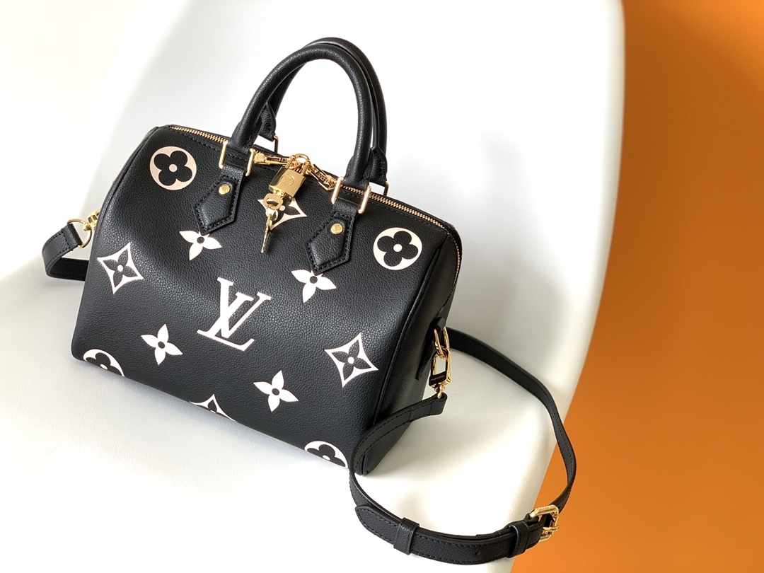 Louis Vuitton Basic Bag Black M-l-s