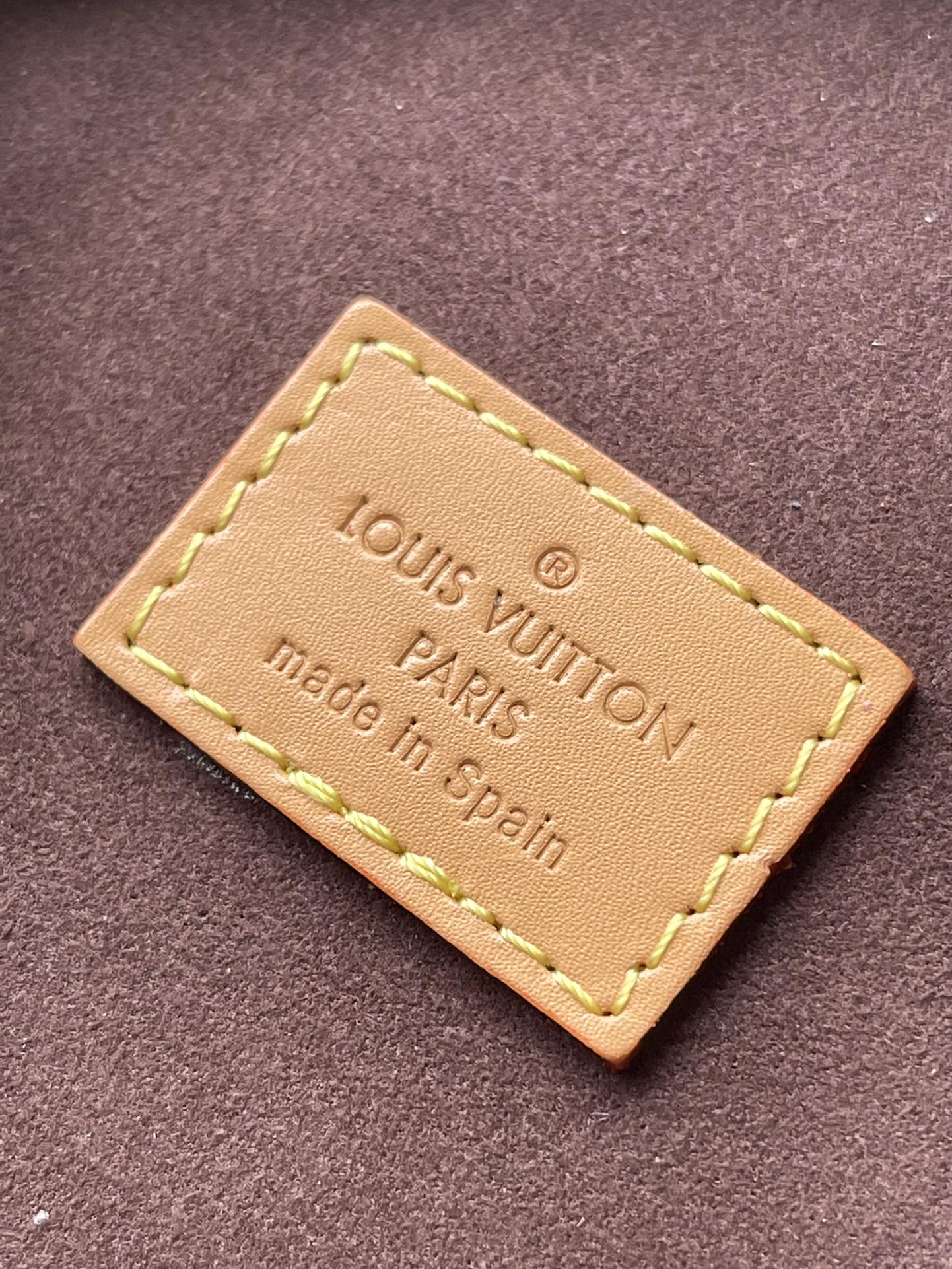 Louis Vuitton Basic Bag Canvas M-s