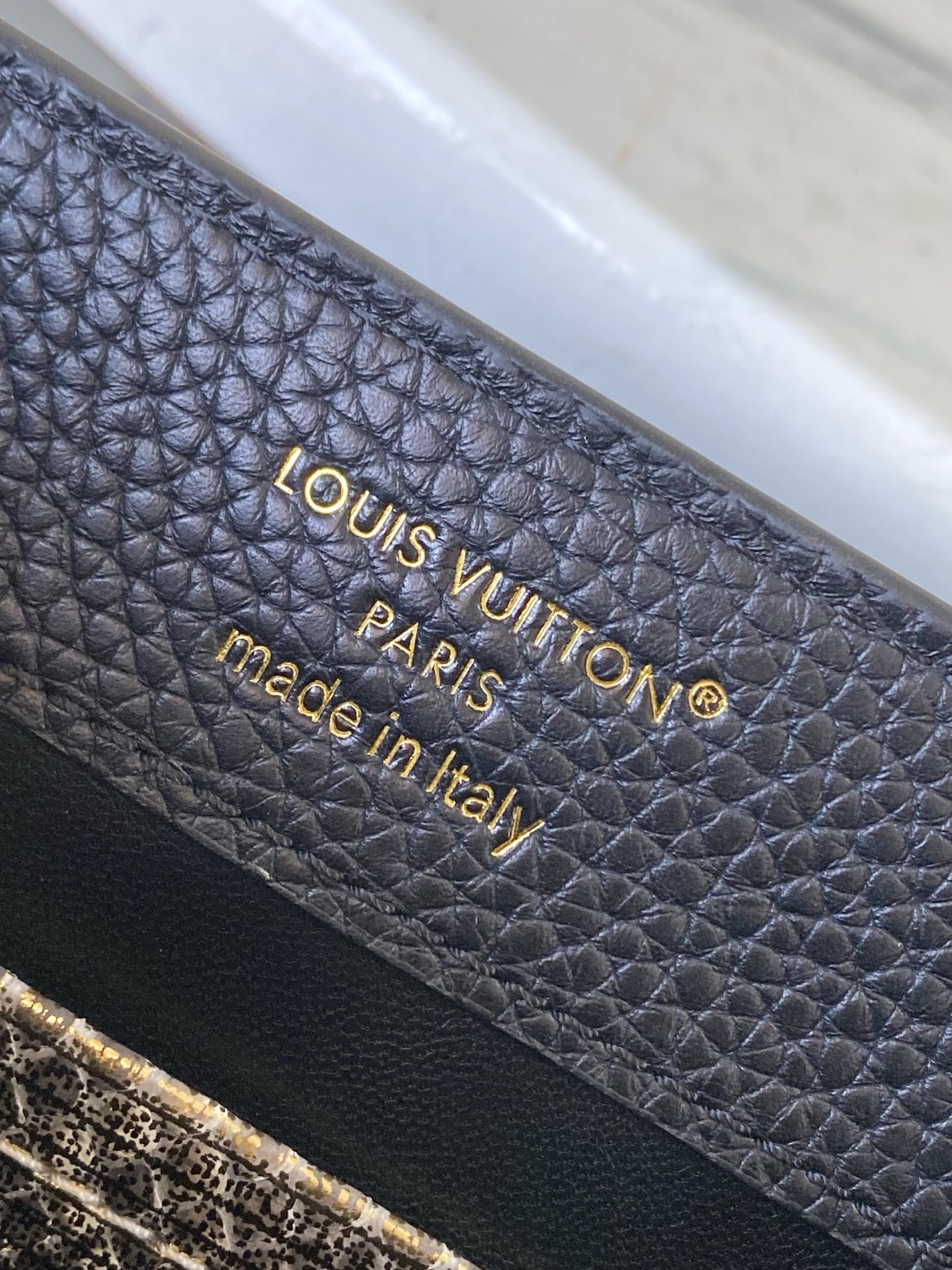 Louis Vuitton Basic Bag Black M-l-s
