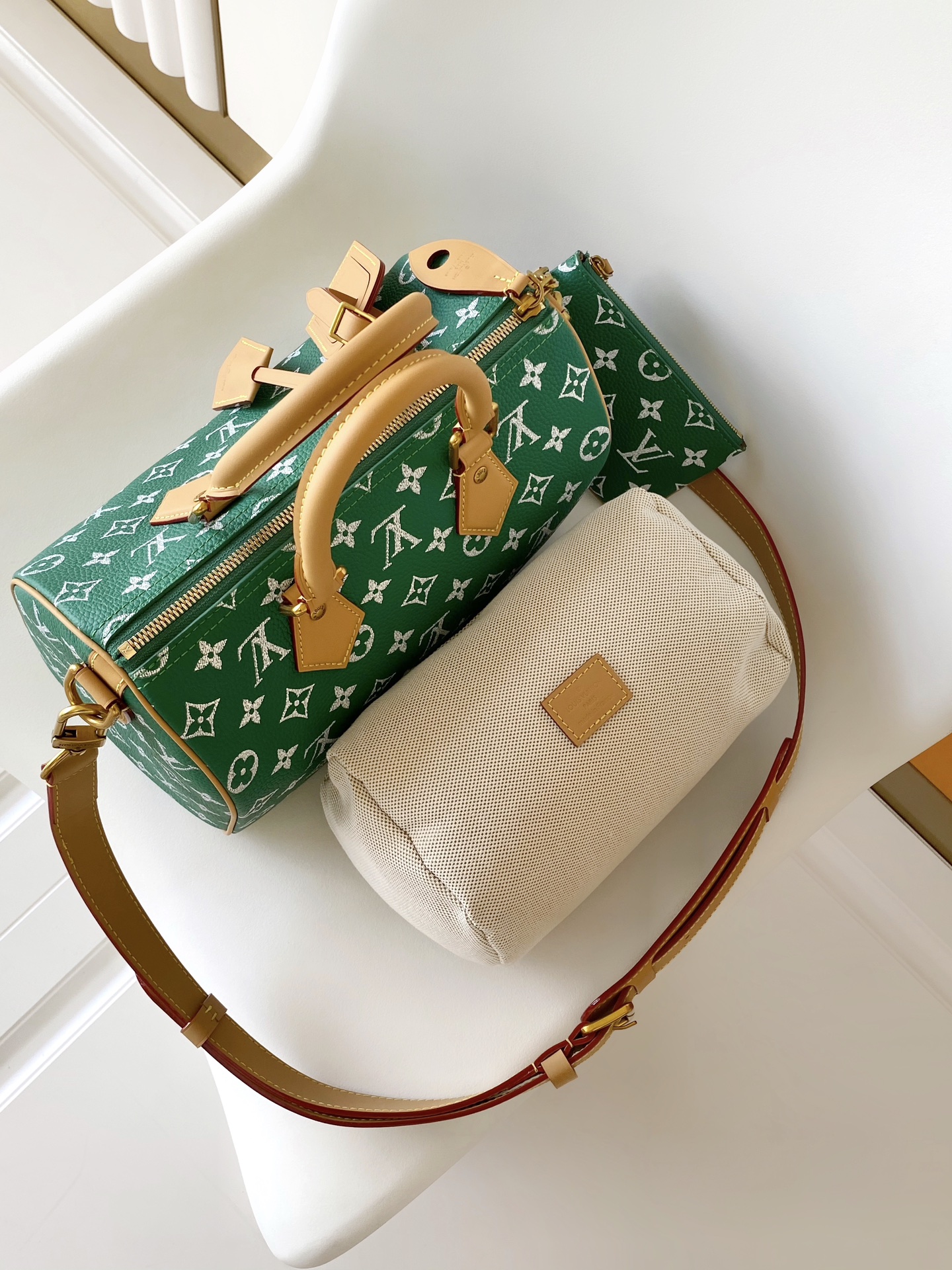 Louis Vuitton Basic Bag Cow Leather Green 15cm-m-l-s
