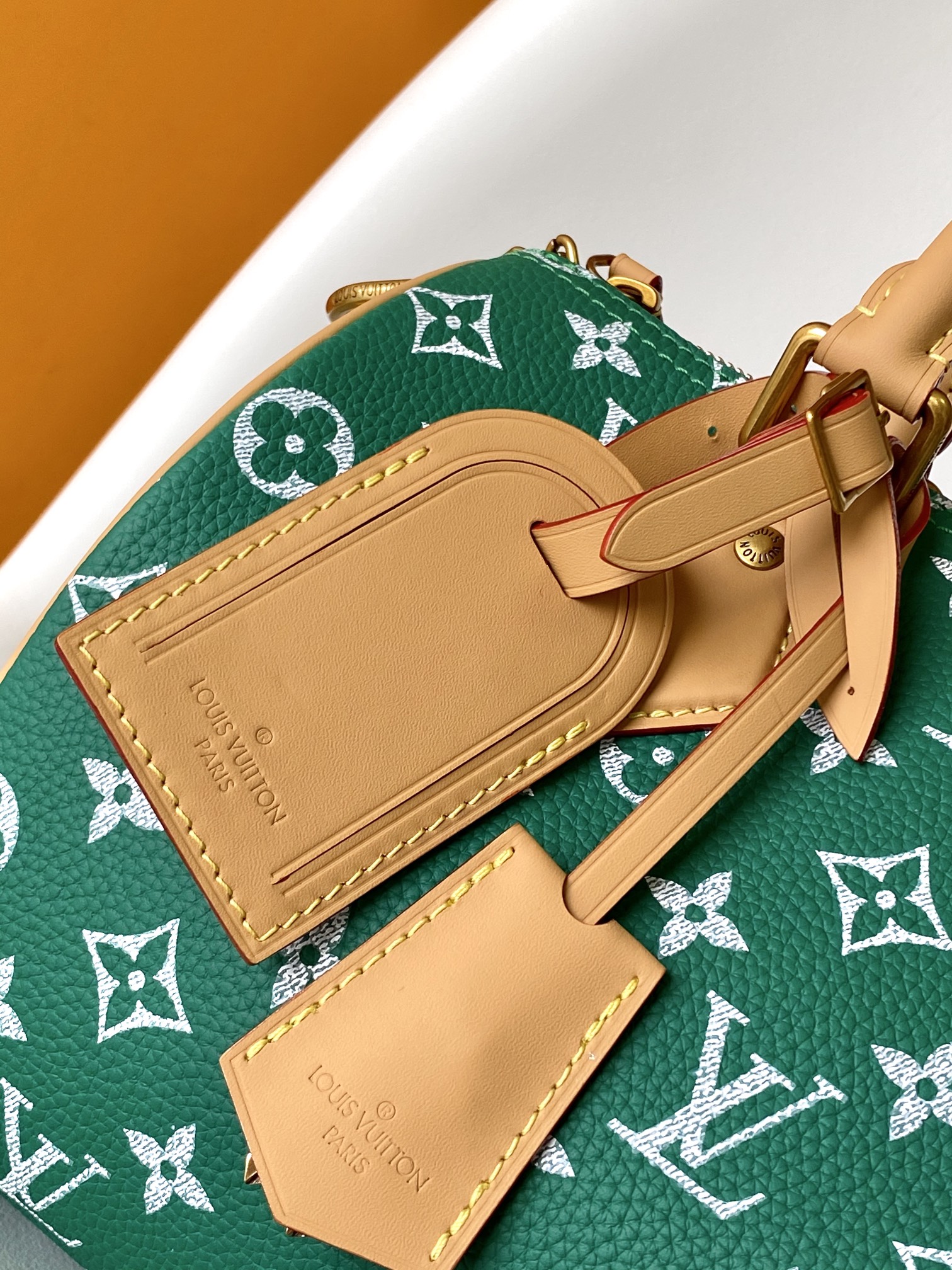 Louis Vuitton Basic Bag Cow Leather Green 15cm-m-l-s