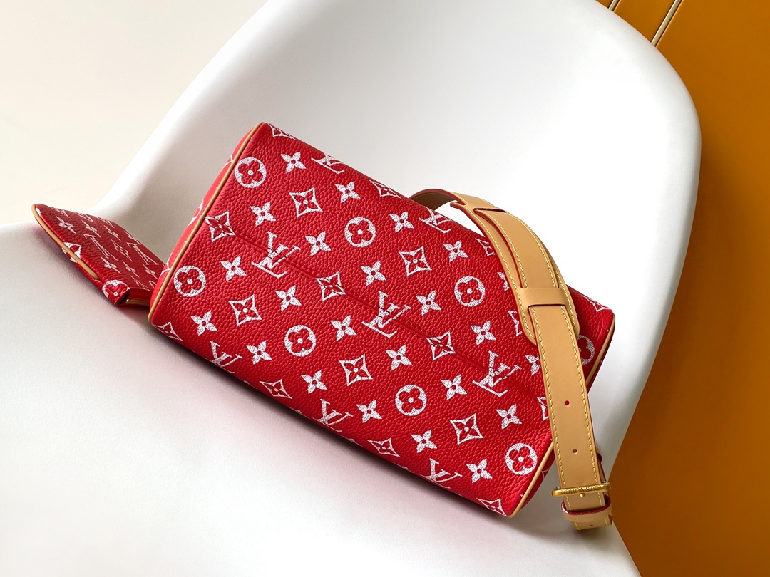 Louis Vuitton Basic Bag Cow Leather Green 15cm-m-l-s