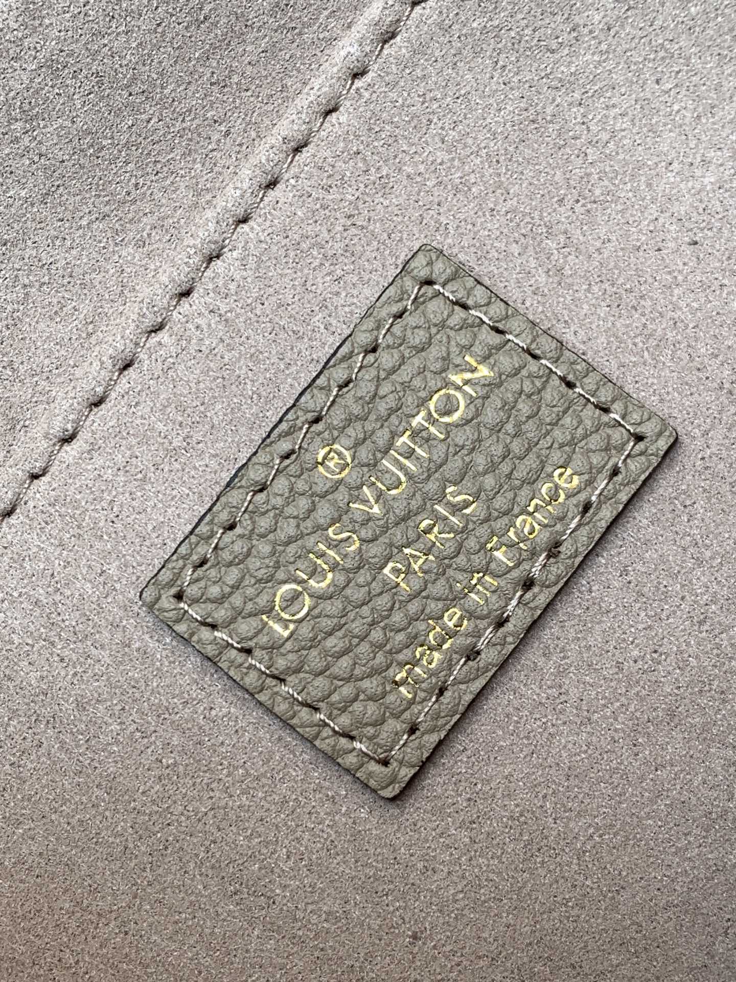 Louis Vuitton Basic Bag Cow Leather Black M-l-s