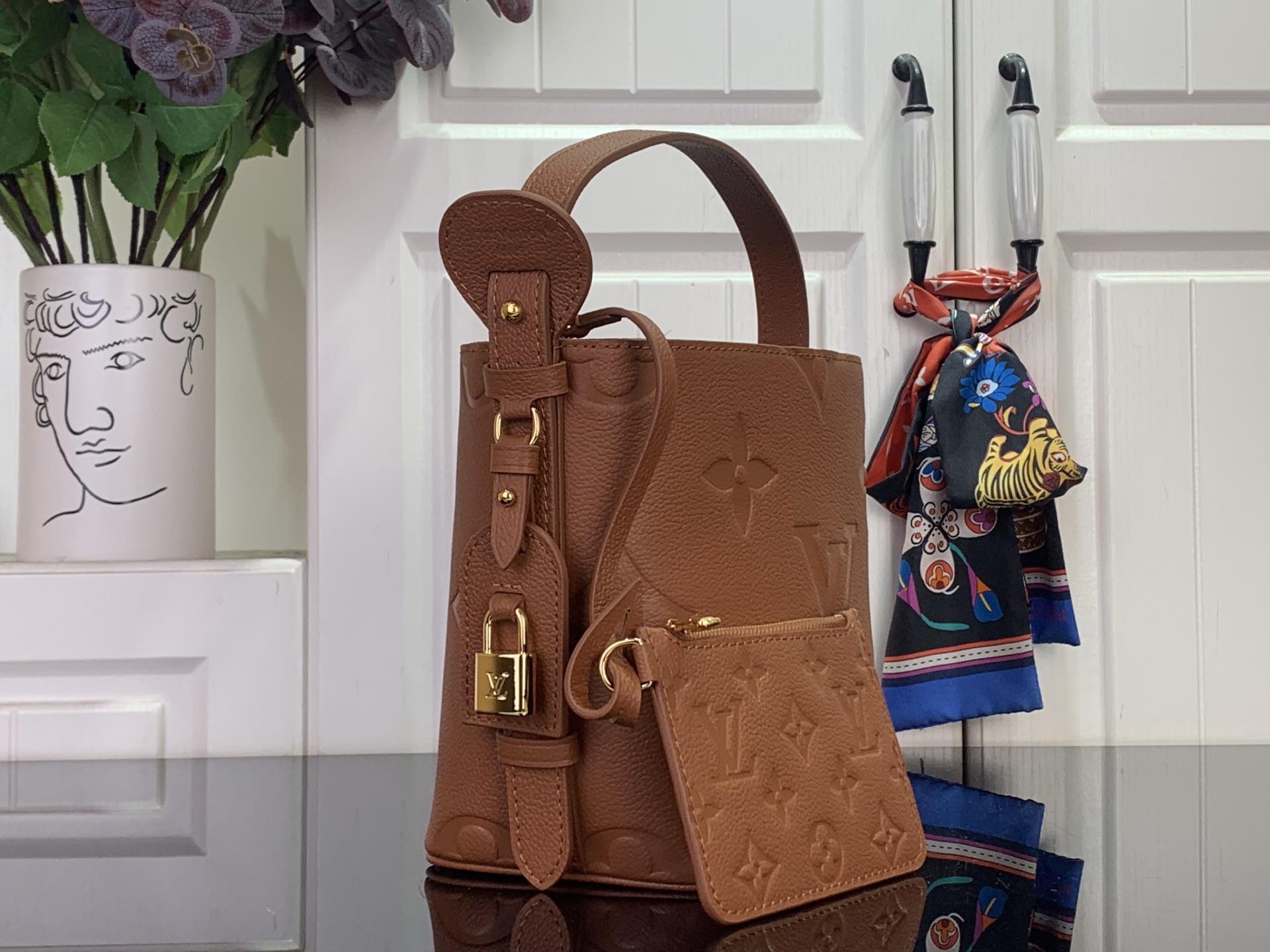 Louis Vuitton Basic Bag Canvas Brown Foldable M-l