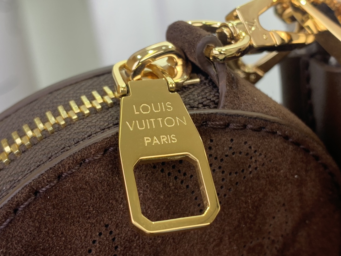 Louis Vuitton Basic Bag Coffee M-l-s