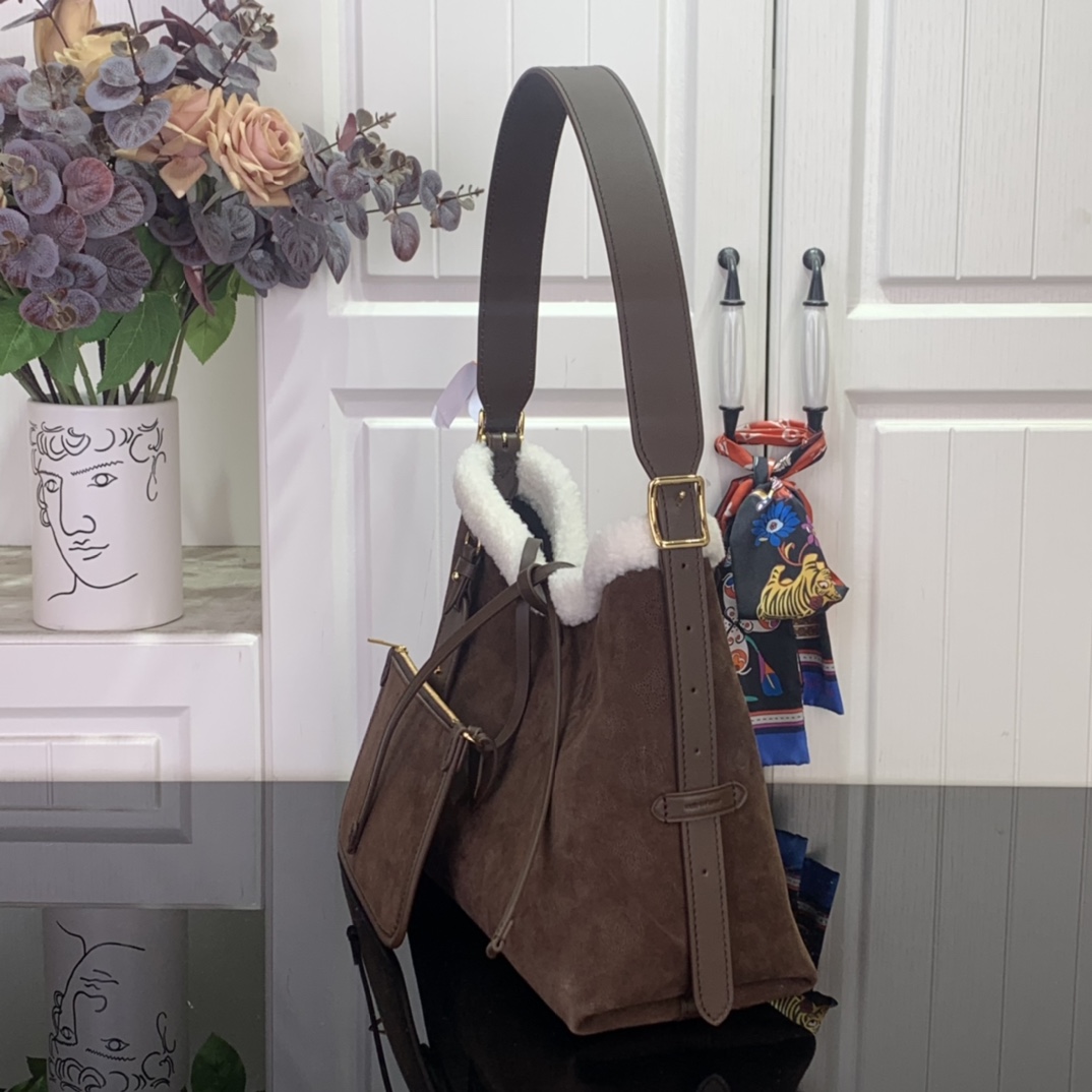 Basic Bag Cow Leather M-l-s