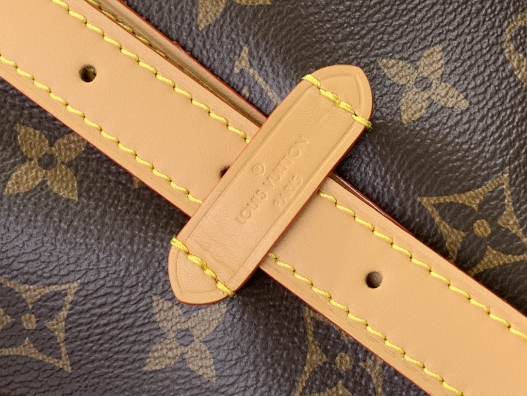 Louis Vuitton Clutch Bag Canvas M-l