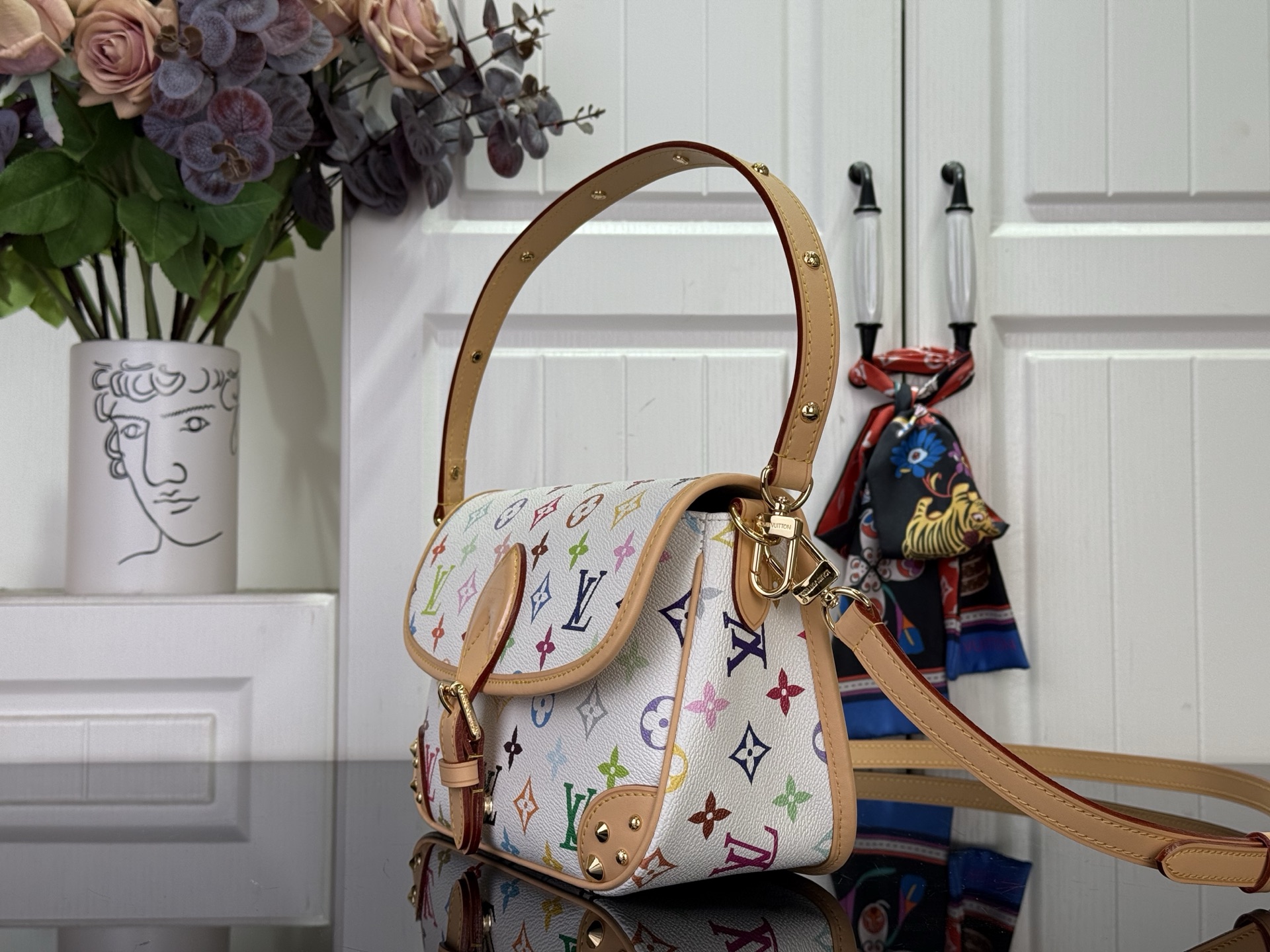 Louis Vuitton Basic Bag M