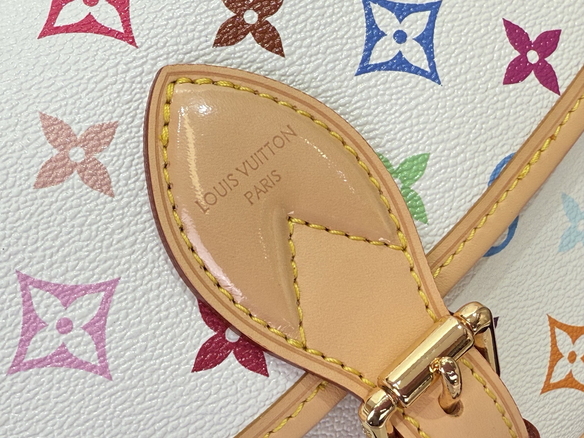 Louis Vuitton Basic Bag M