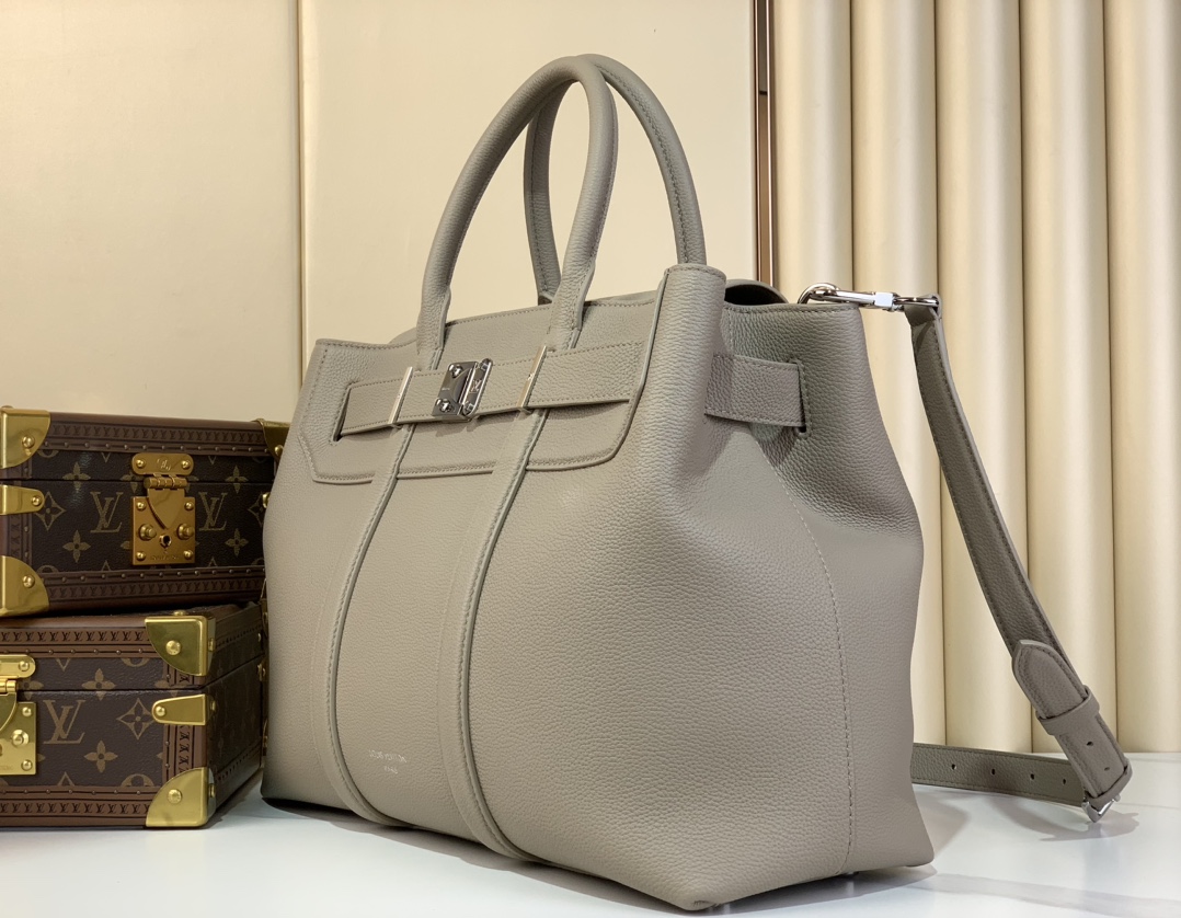 Tote Bag Cow Leather Black M-l-s