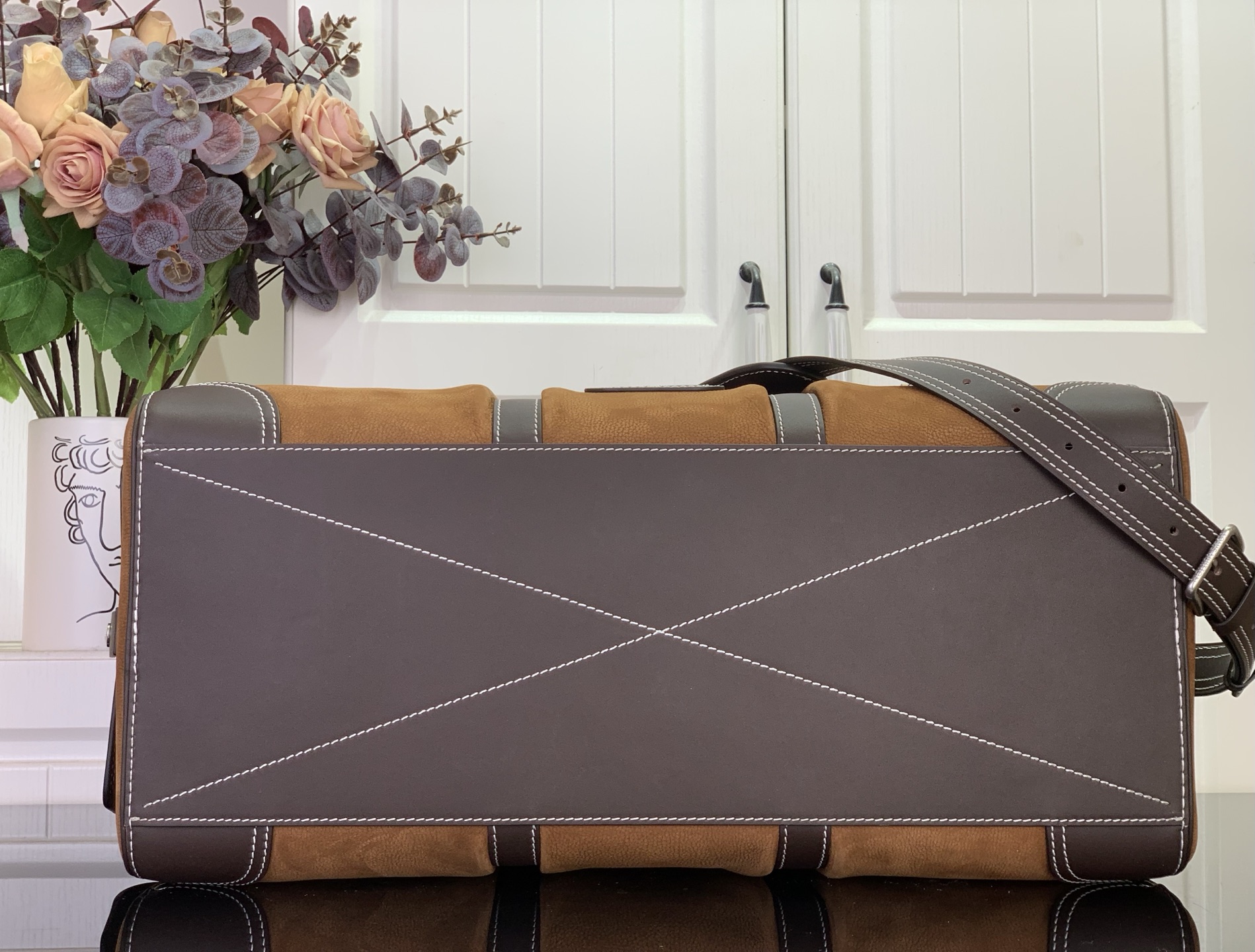 Louis Vuitton Basic Bag M-l-s