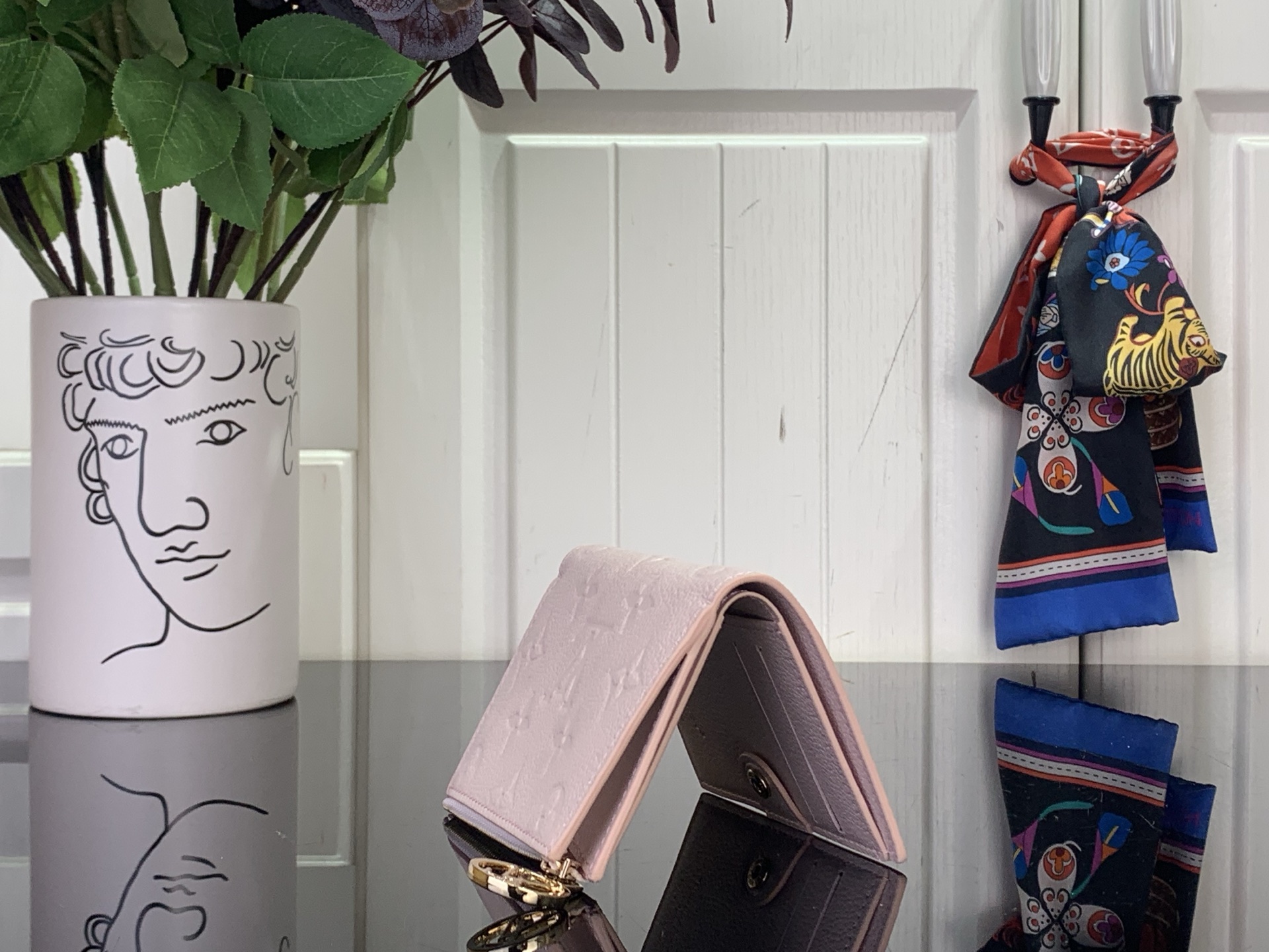 Louis Vuitton Basic Bag M-l-s