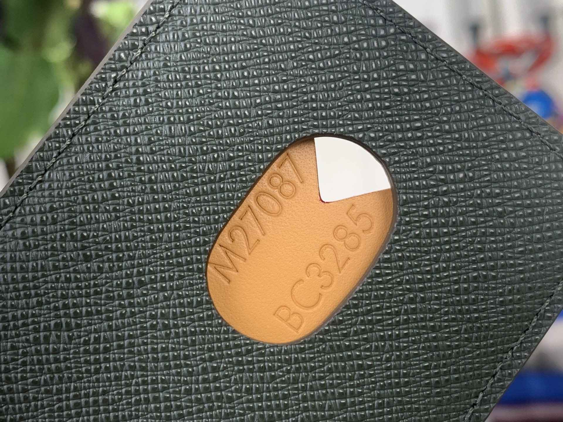 Louis Vuitton Basic Bag Cow Leather Green M-l-s