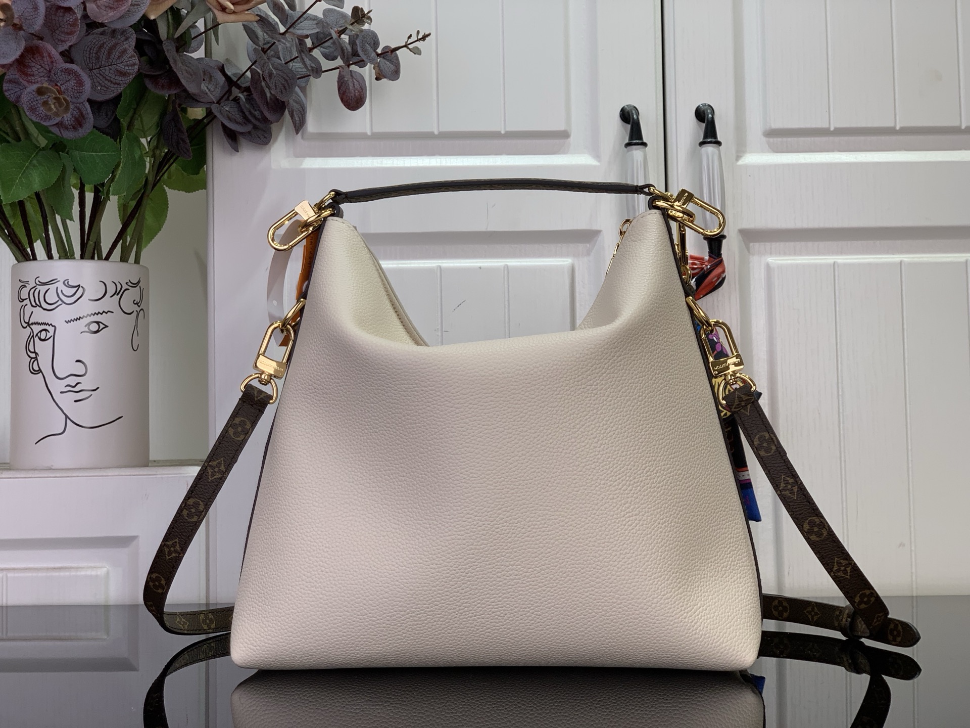 Louis Vuitton Basic Bag Canvas White M-l-s