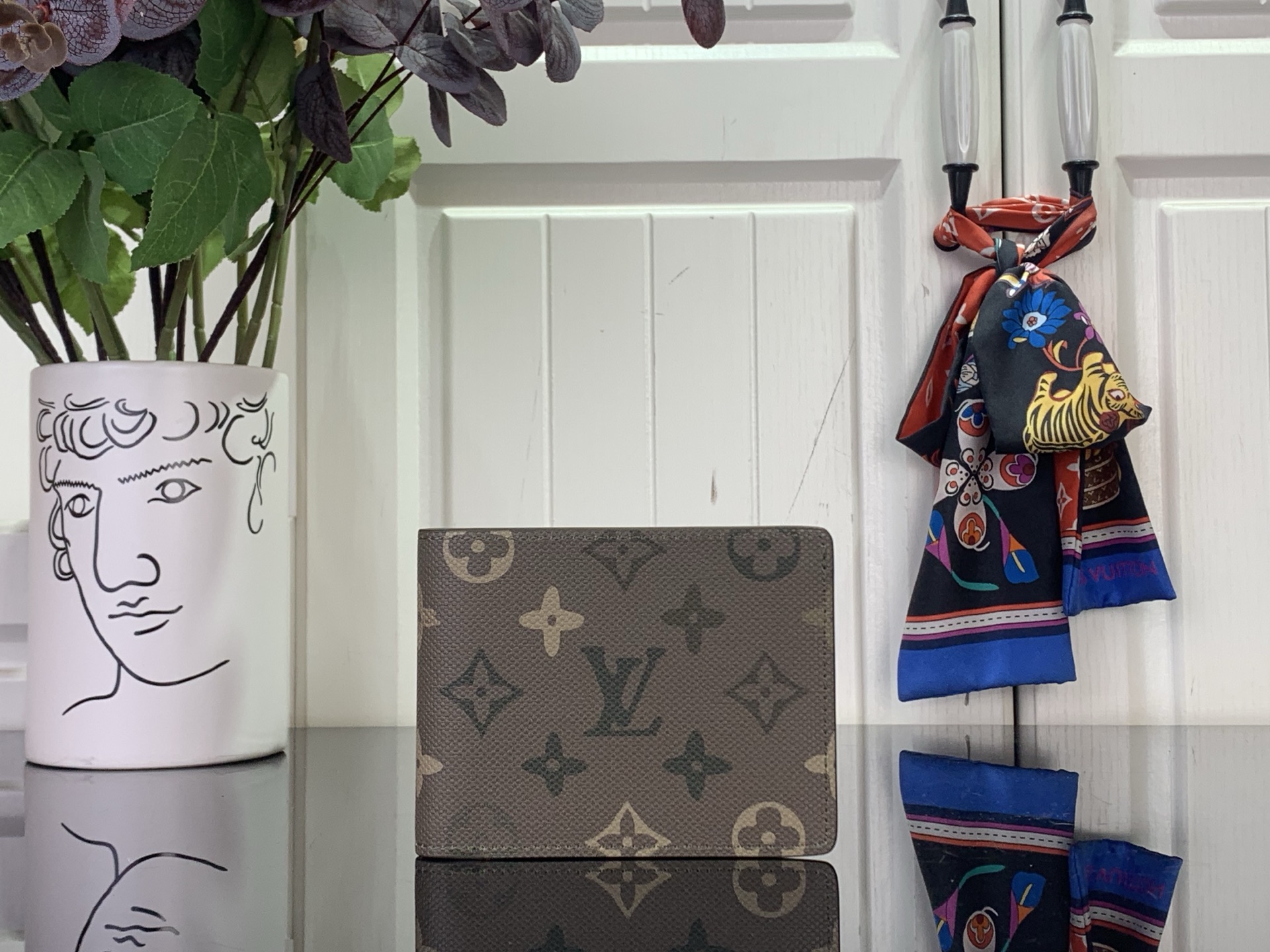 Louis Vuitton Basic Bag Canvas Green M-l-s