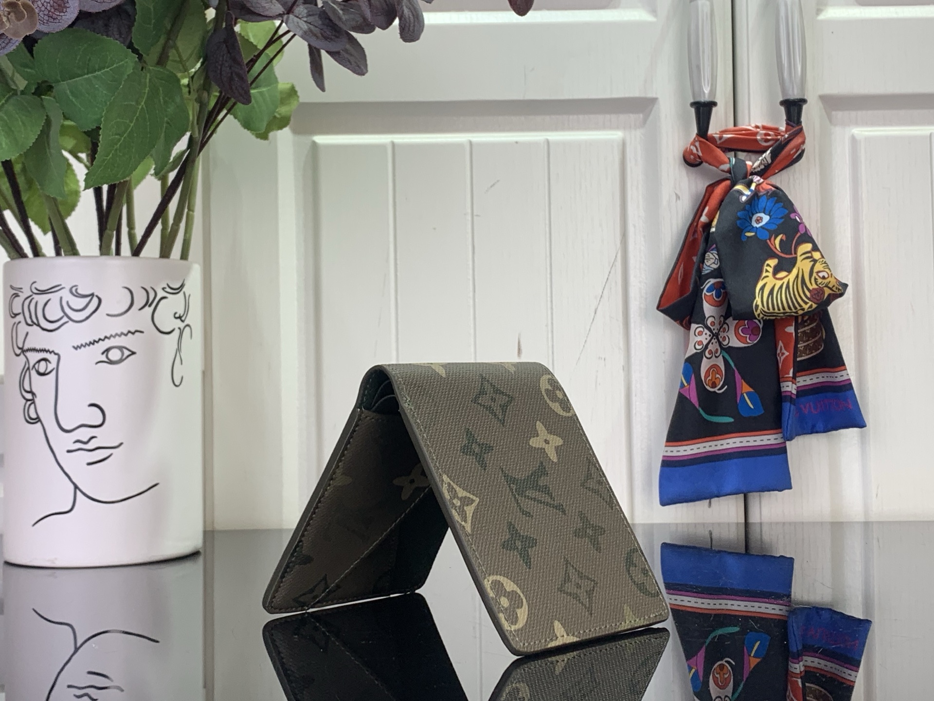 Louis Vuitton Basic Bag Canvas Green M-l-s