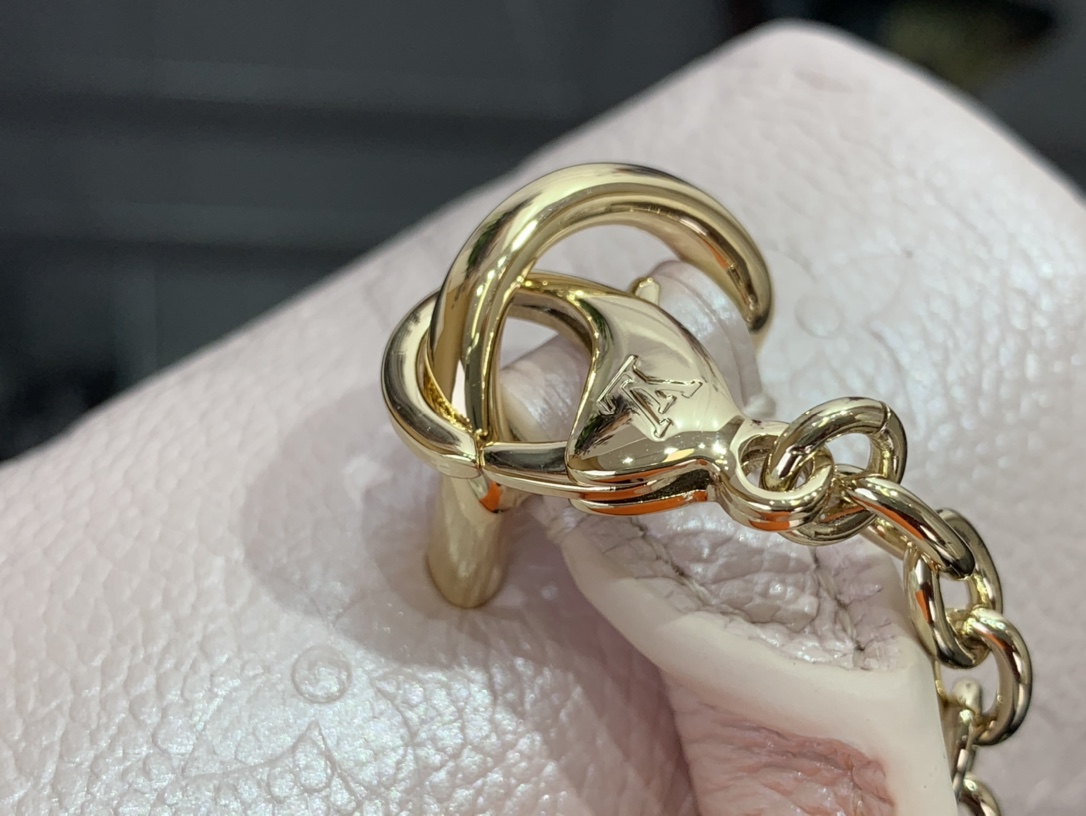 Louis Vuitton Basic Bag Pink M-l-s