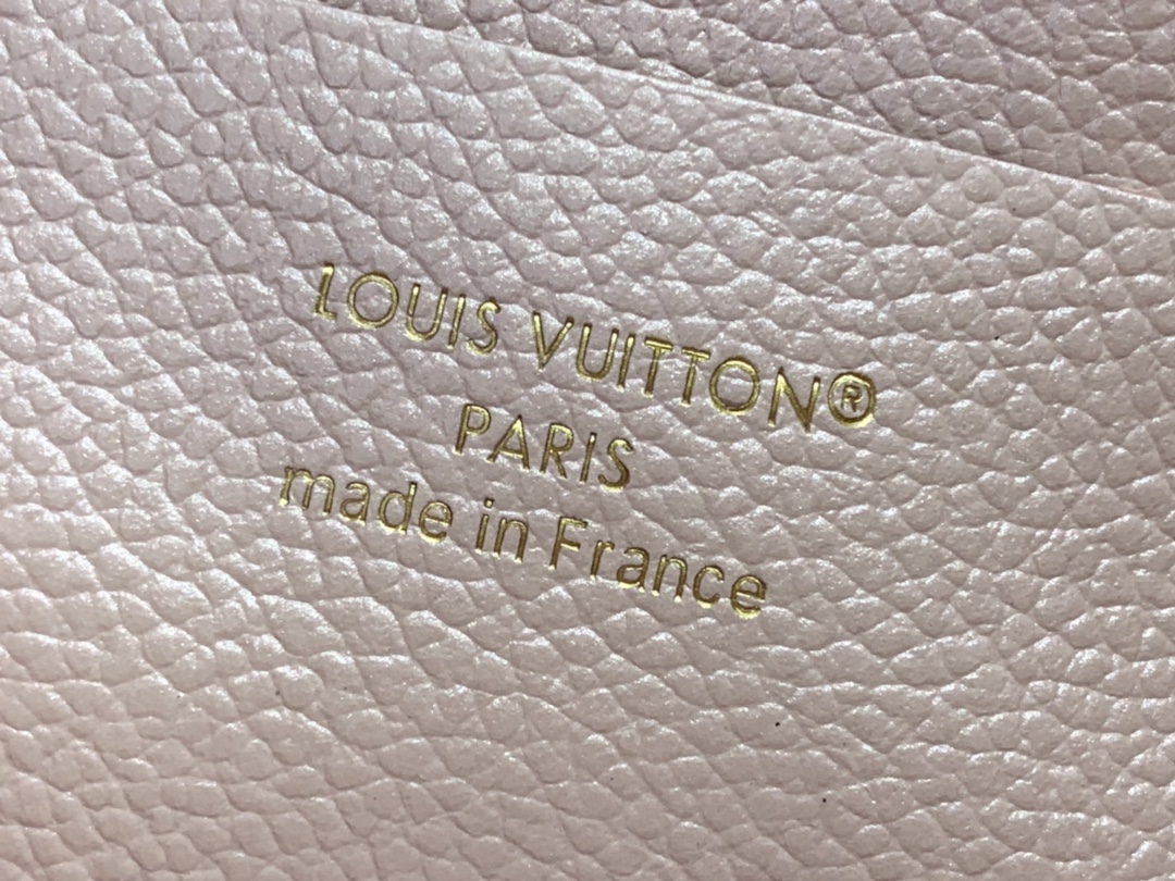 Louis Vuitton Basic Bag Pink M-l-s