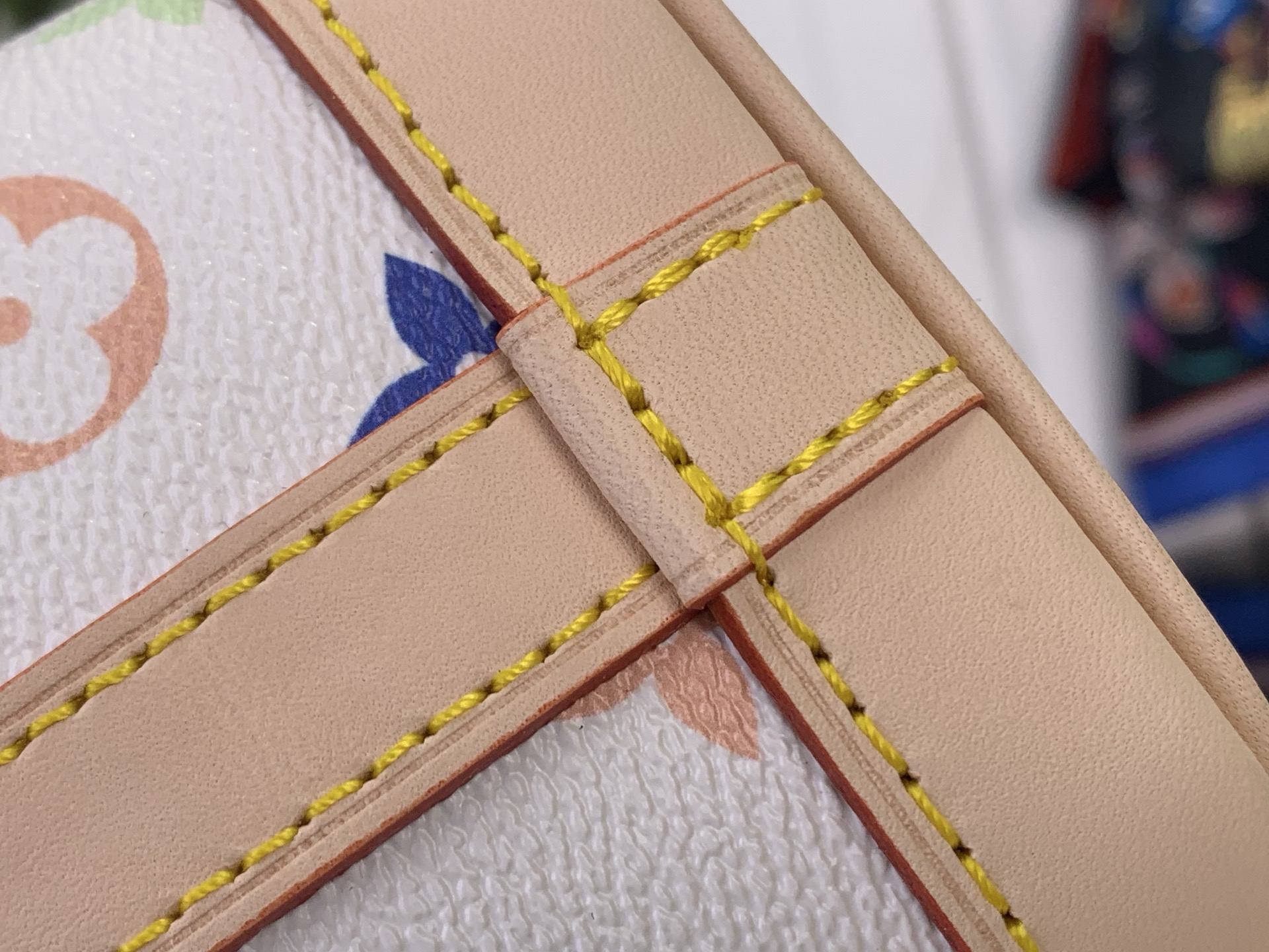 Louis Vuitton Basic Bag Cow Leather M