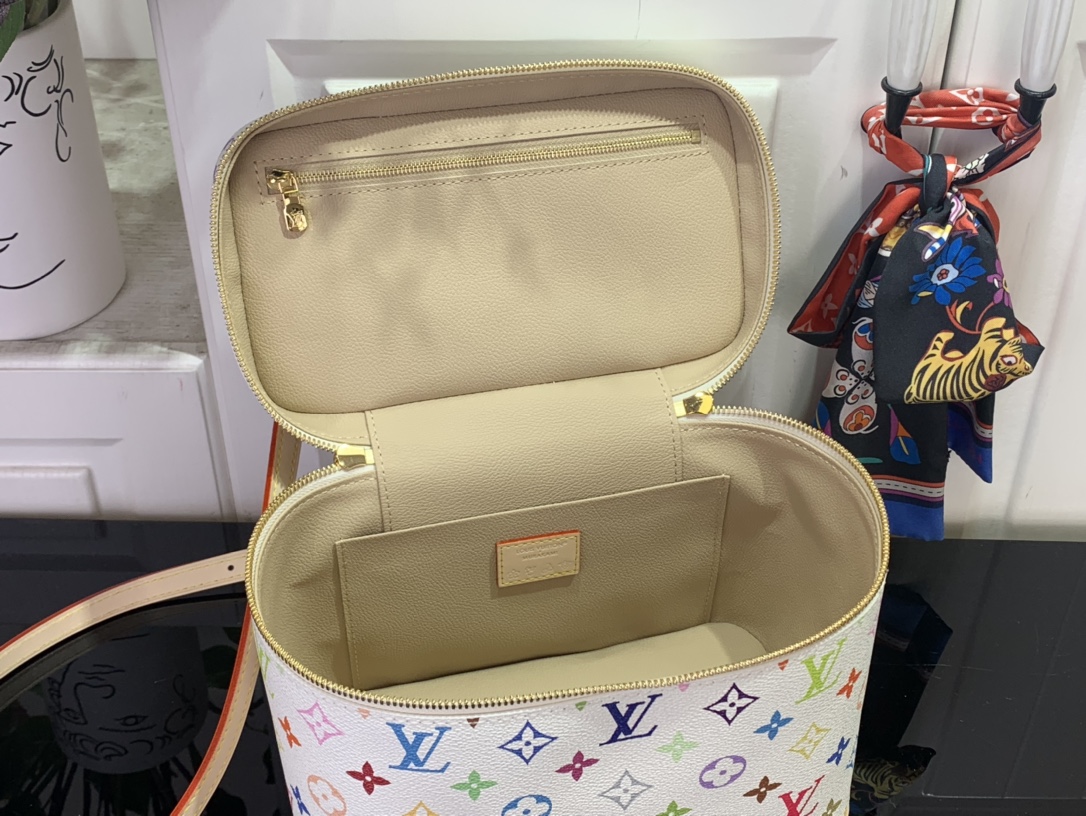 Basic Bag M