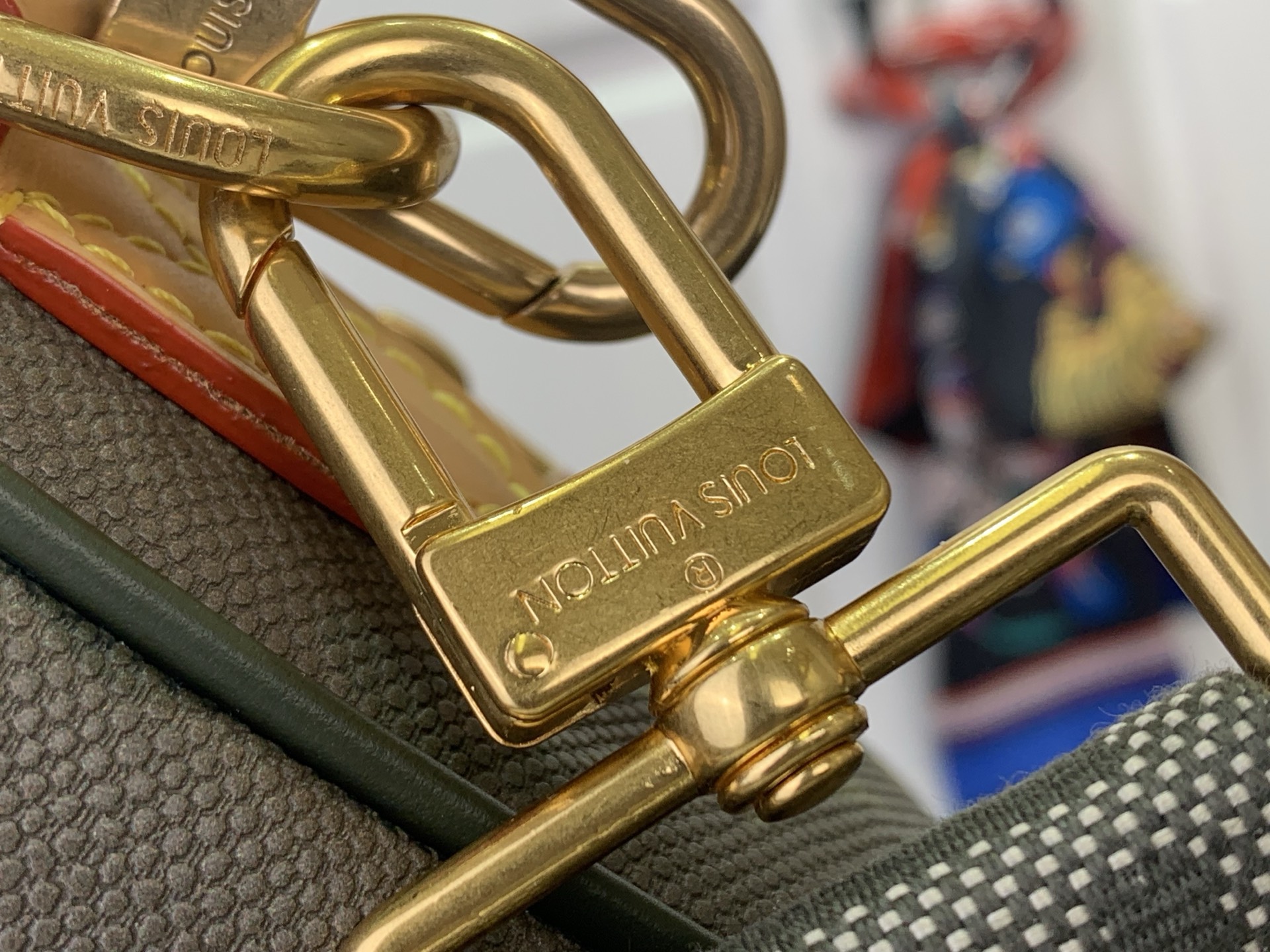 Louis Vuitton Crossbody Bag Canvas Gold M-l