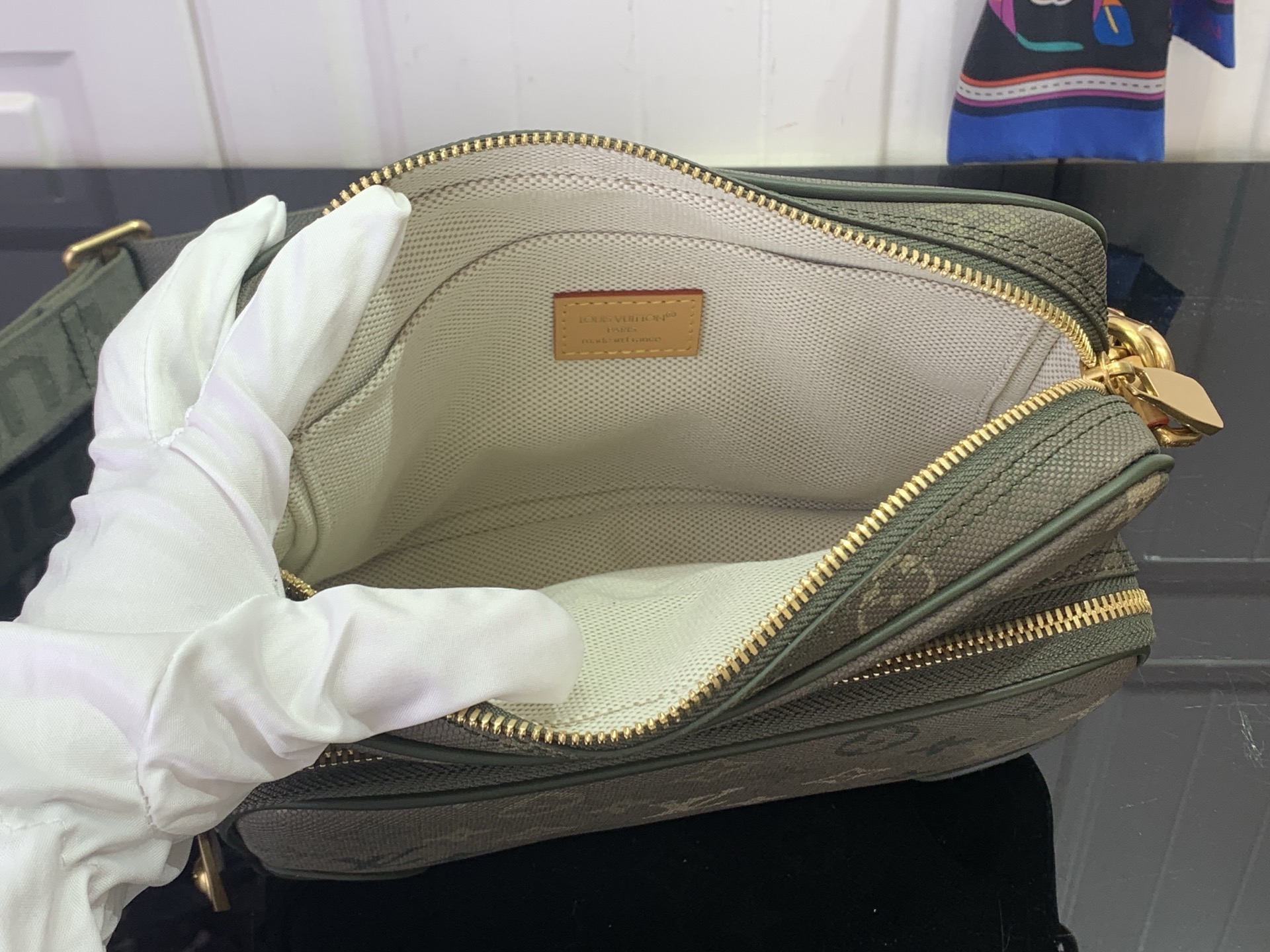 Louis Vuitton Crossbody Bag Canvas Gold M-l