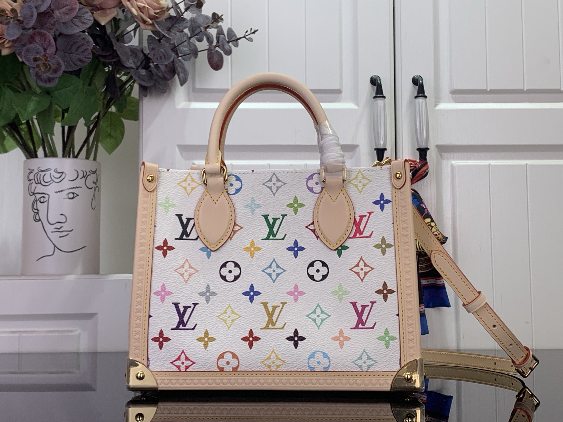Louis Vuitton Basic Bag Cow Leather M