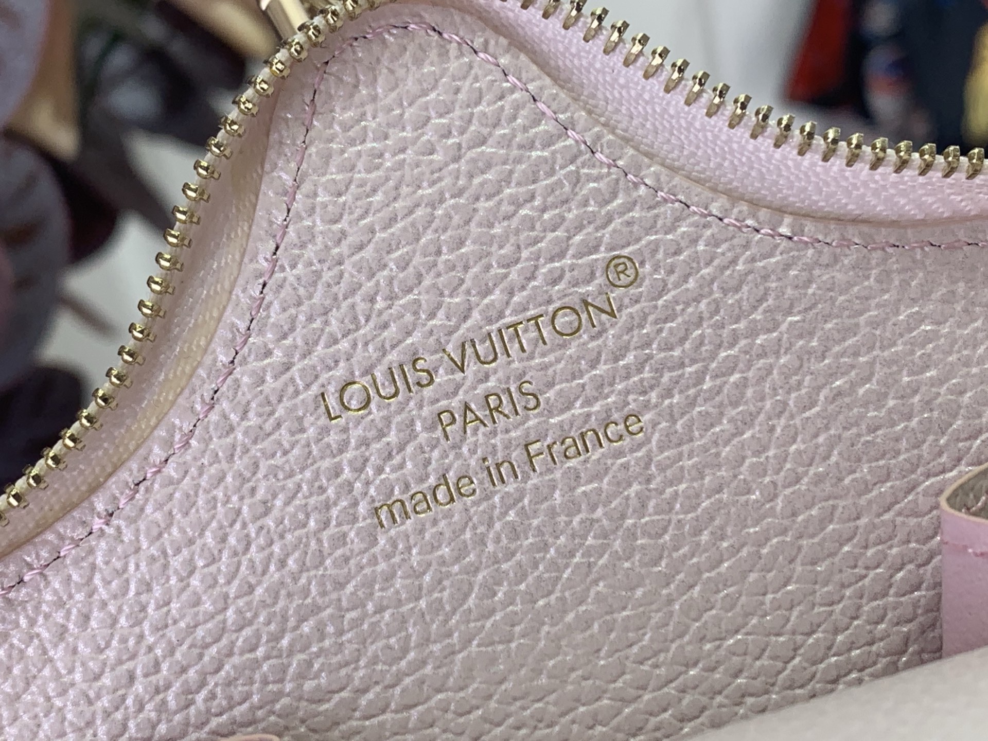 Louis Vuitton Basic Bag M-s