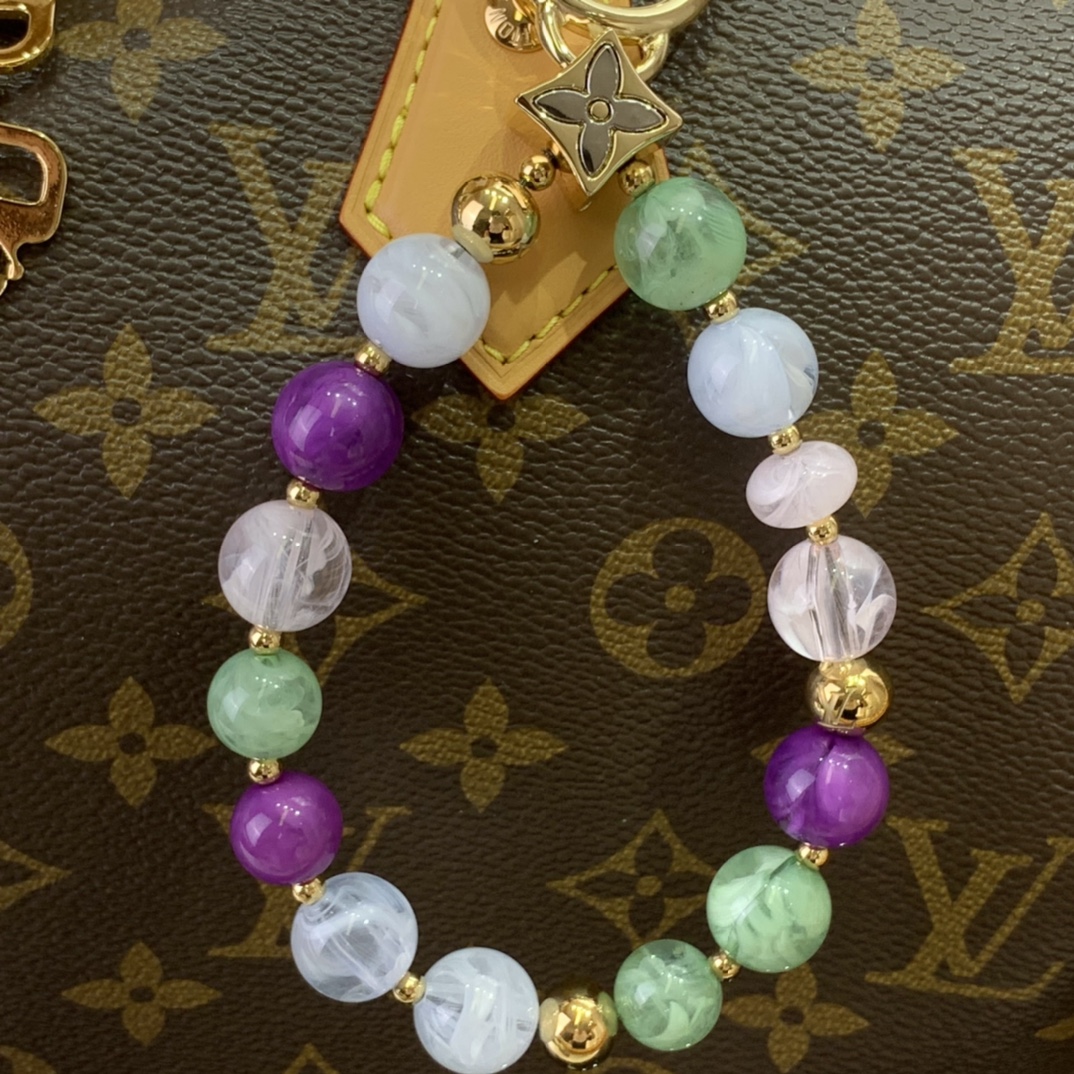 Louis Vuitton Basic Bag Canvas Green M-l-s