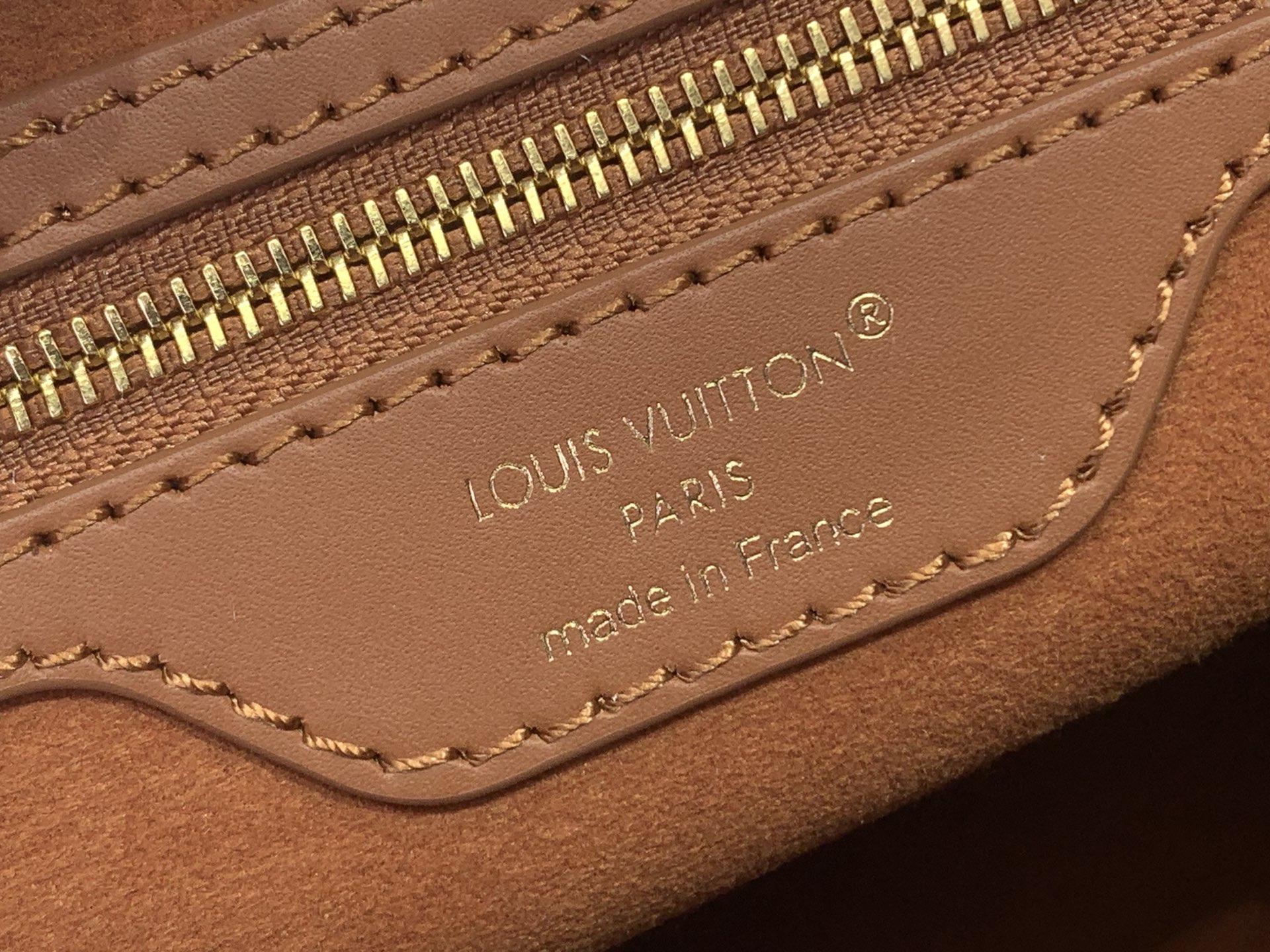 Louis Vuitton Basic Bag Cow Leather Black M-s