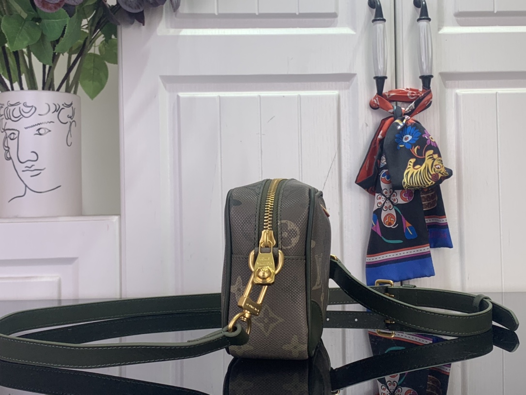 Basic Bag Canvas Green M-l