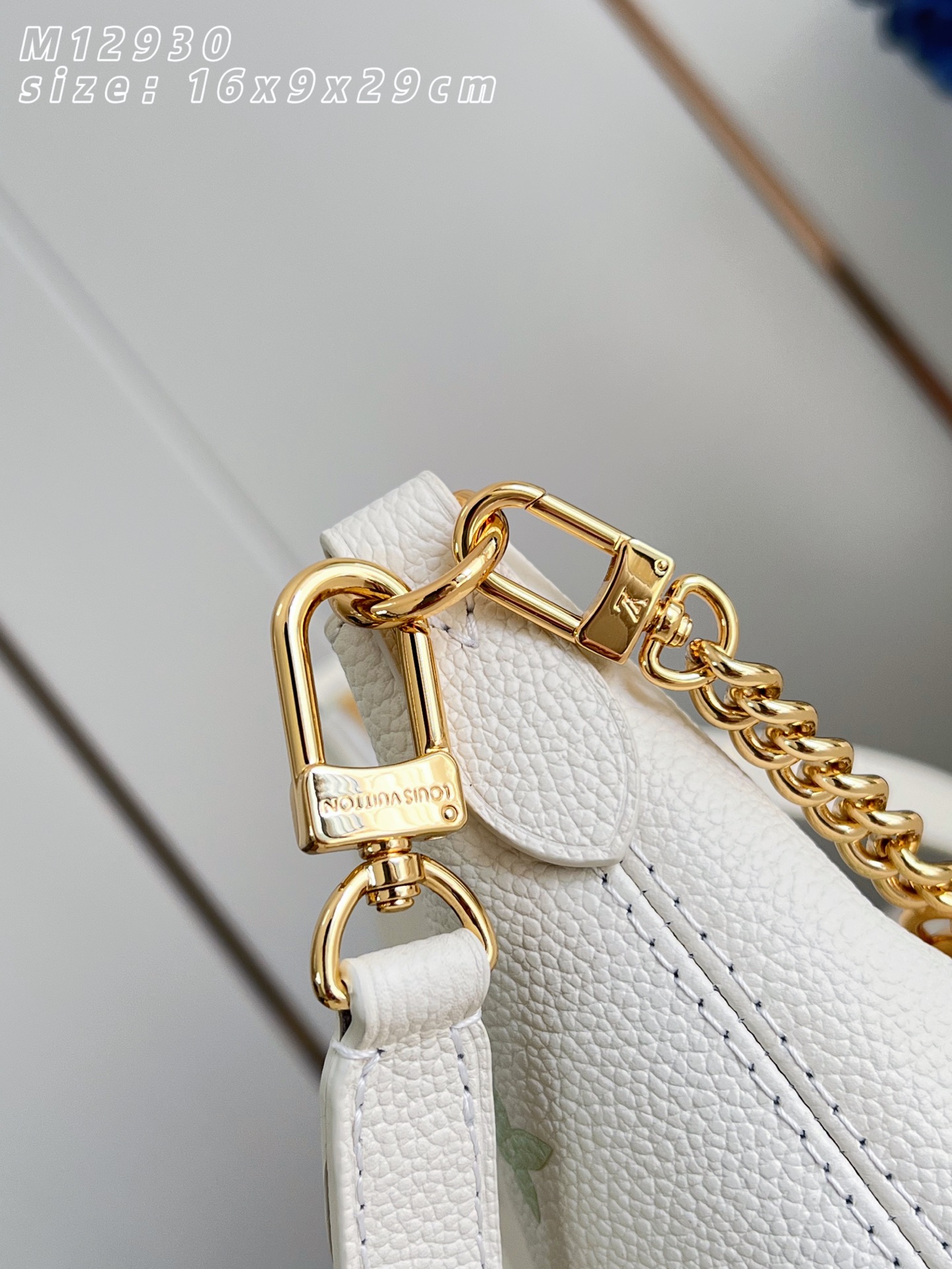 Louis Vuitton Basic Bag M-l