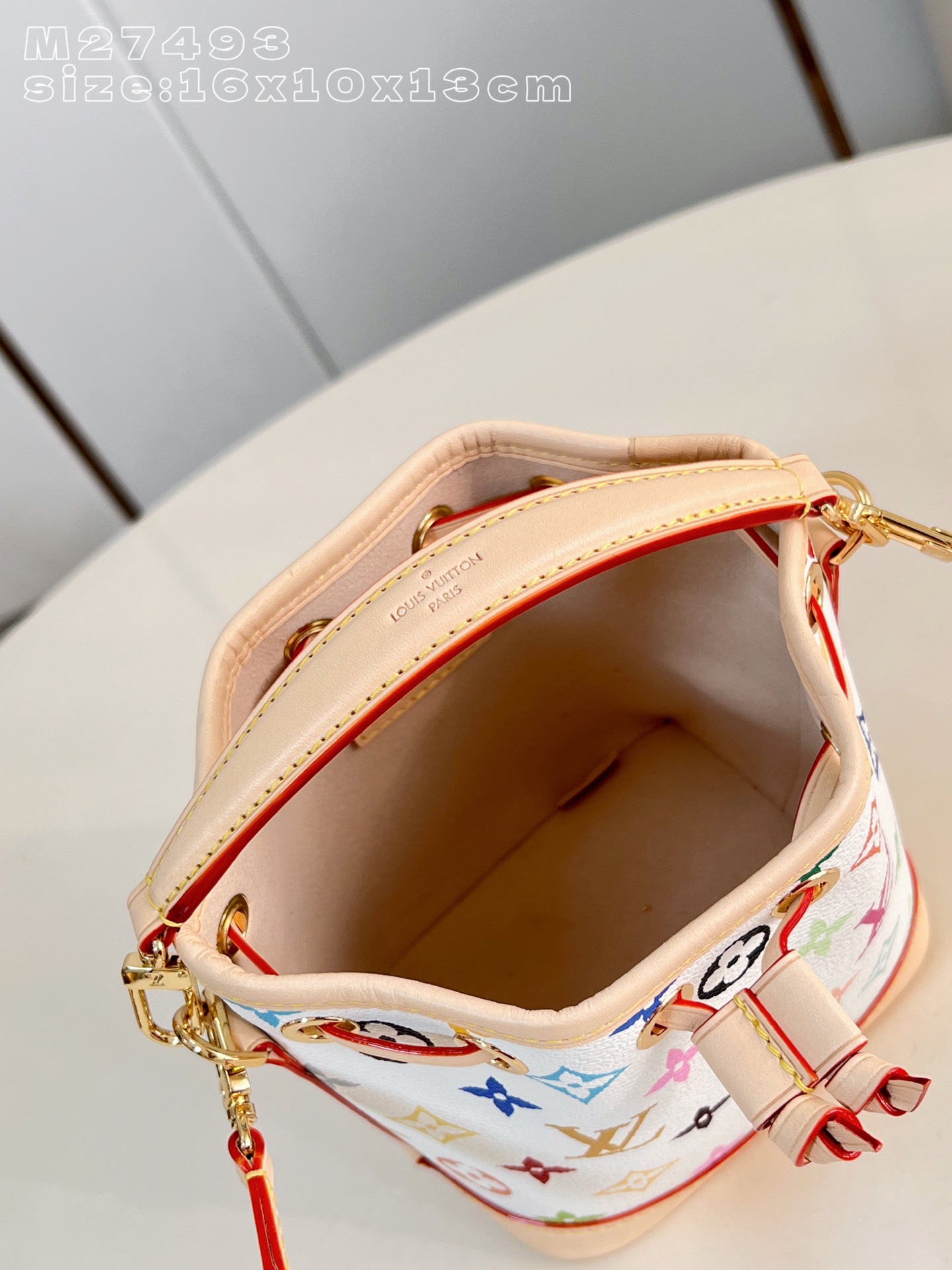 Louis Vuitton Basic Bag Cow Leather M