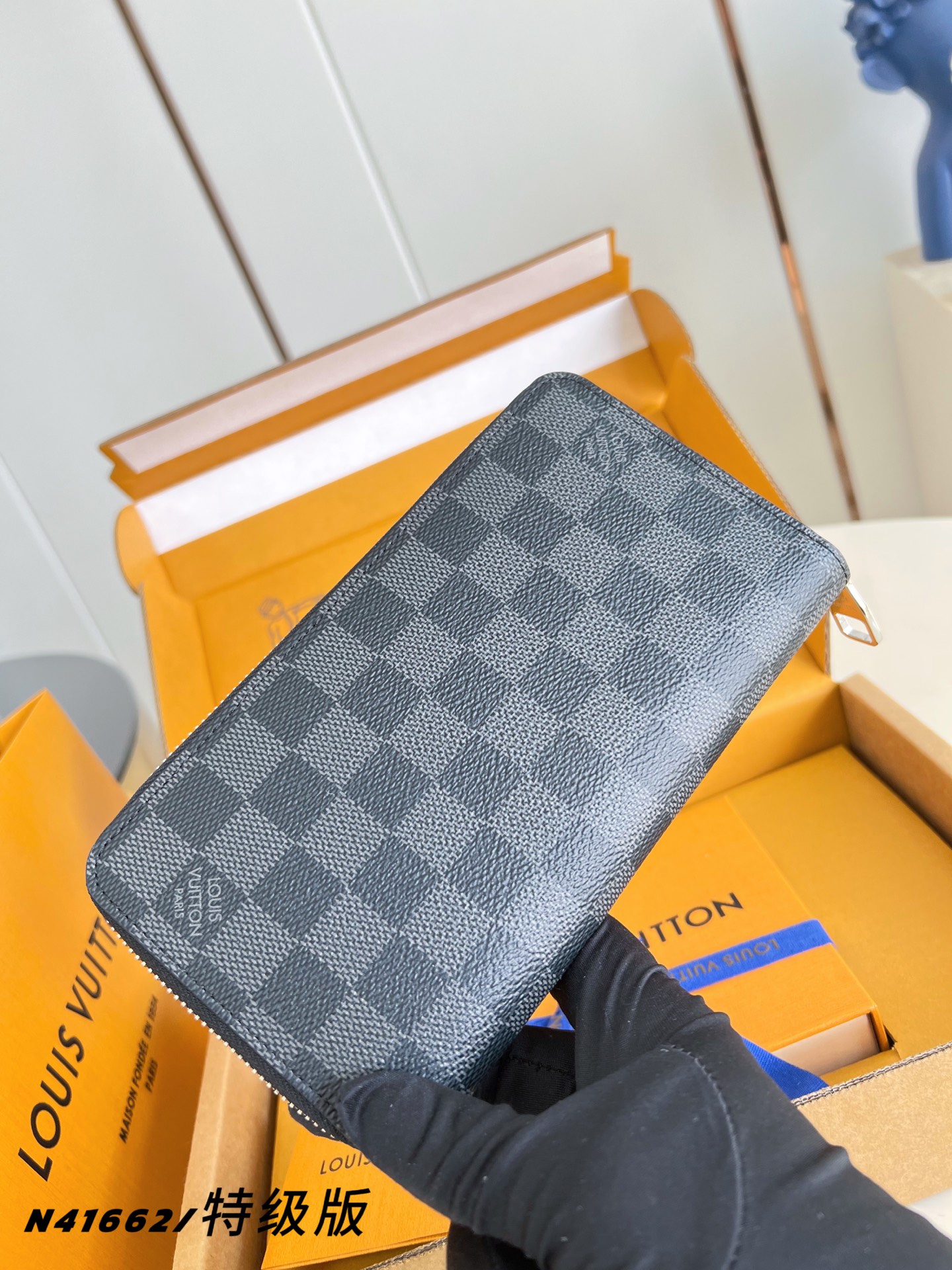 Louis Vuitton Clutch Bag Canvas M