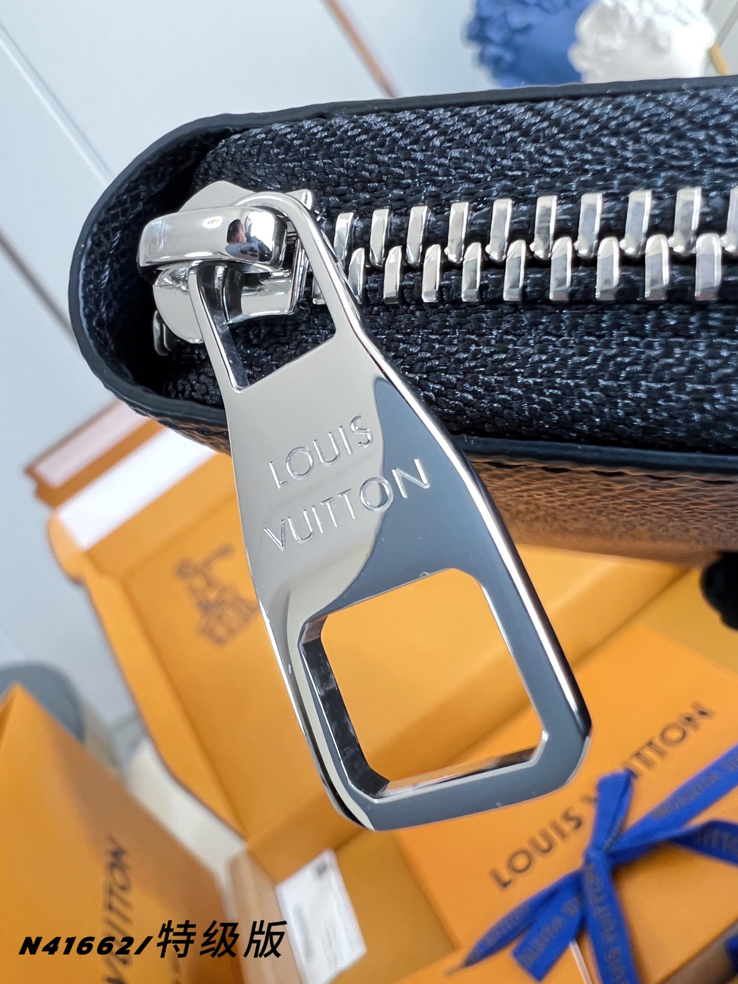 Louis Vuitton Clutch Bag Canvas M