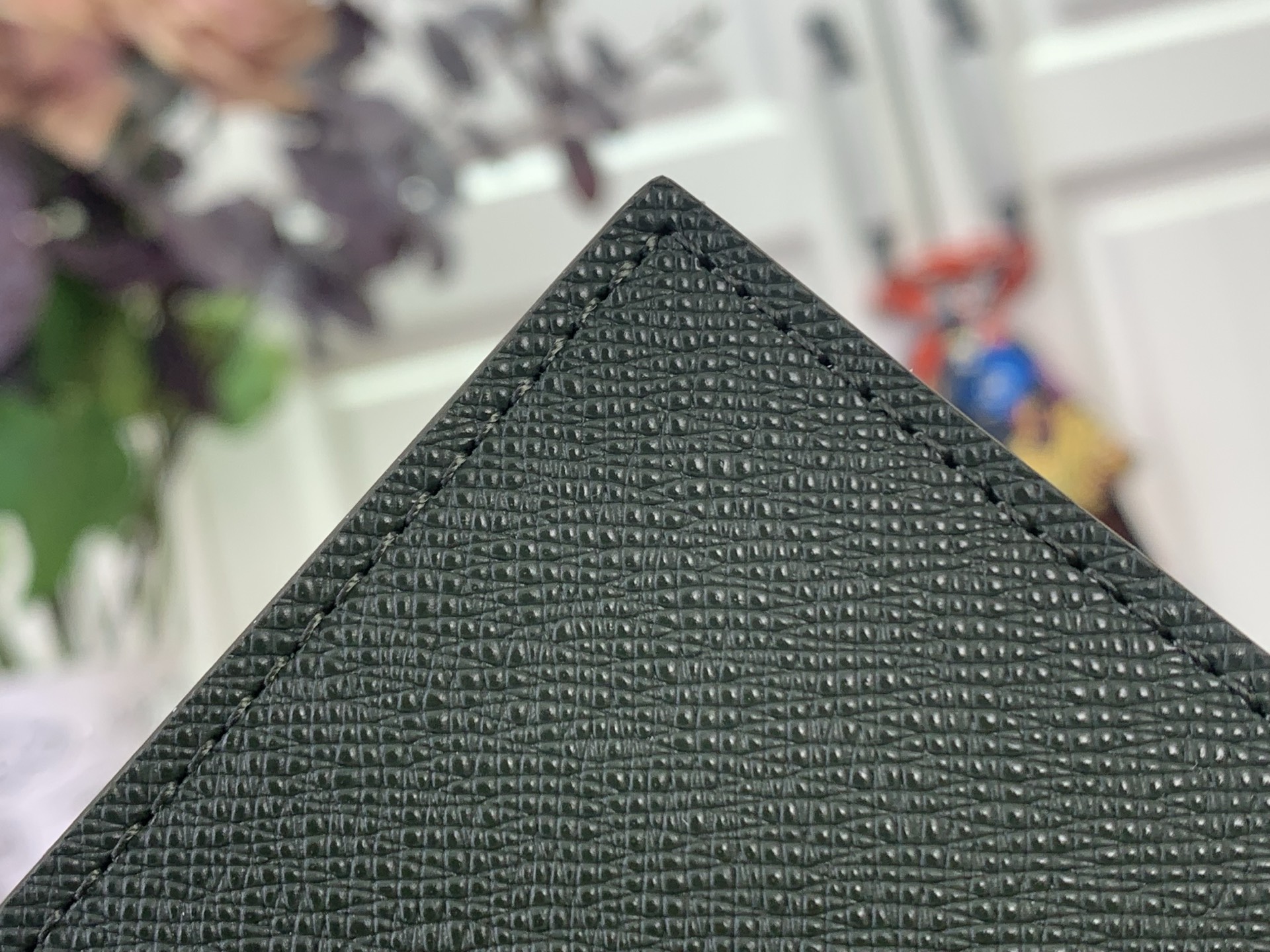 Louis Vuitton Basic Bag Cow Leather Green M-l-s