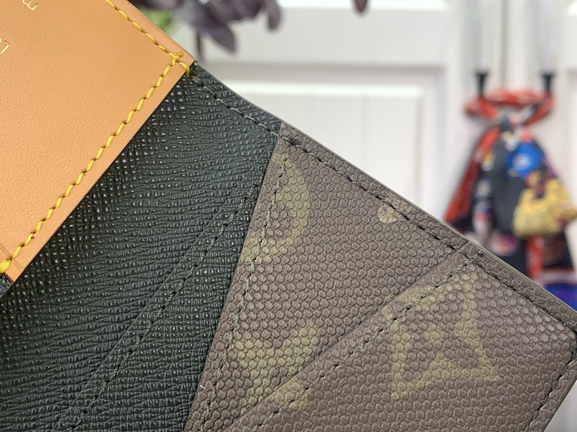 Louis Vuitton Basic Bag Cow Leather Green M-l-s
