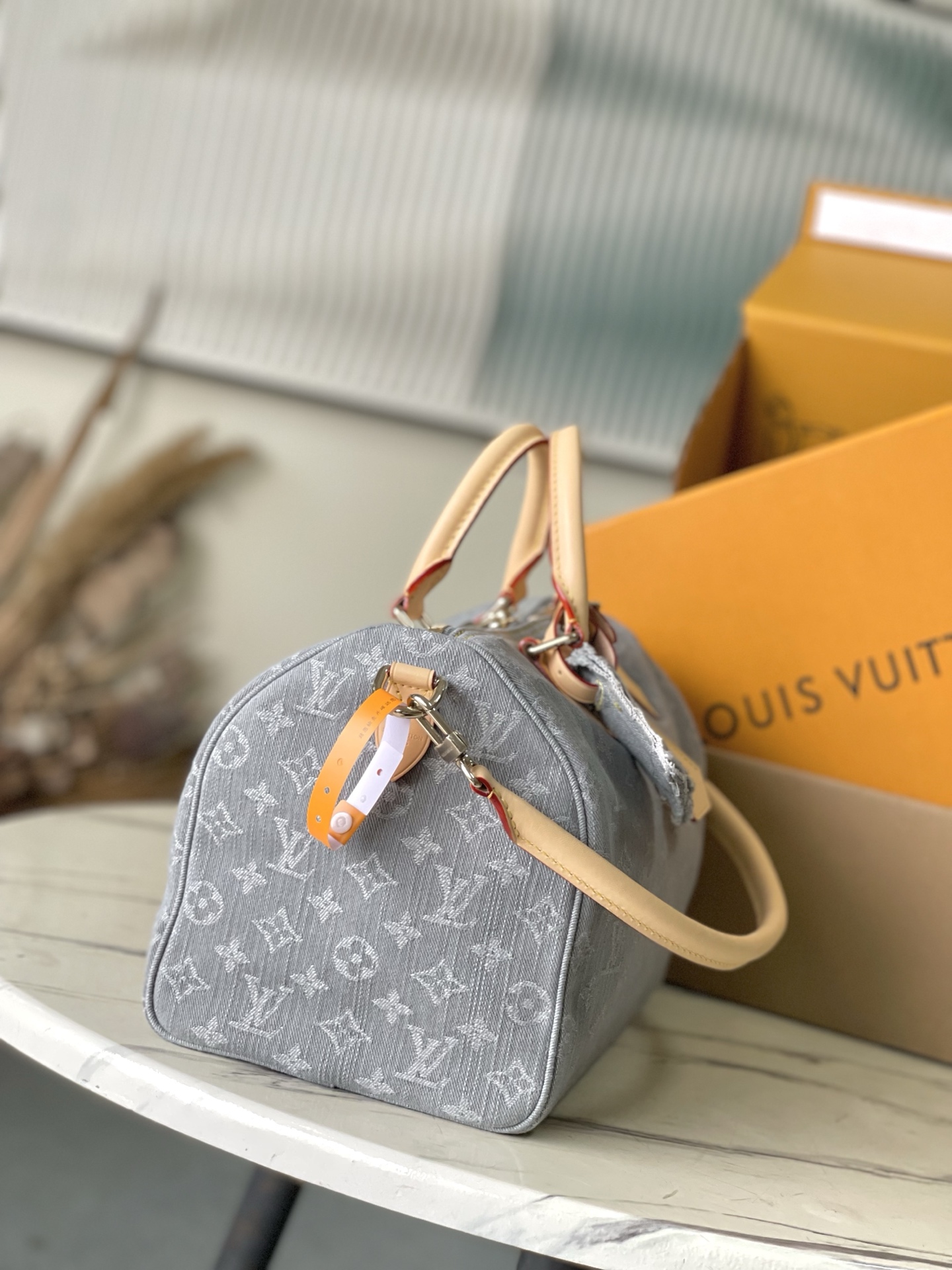Louis Vuitton Basic Bag M-s