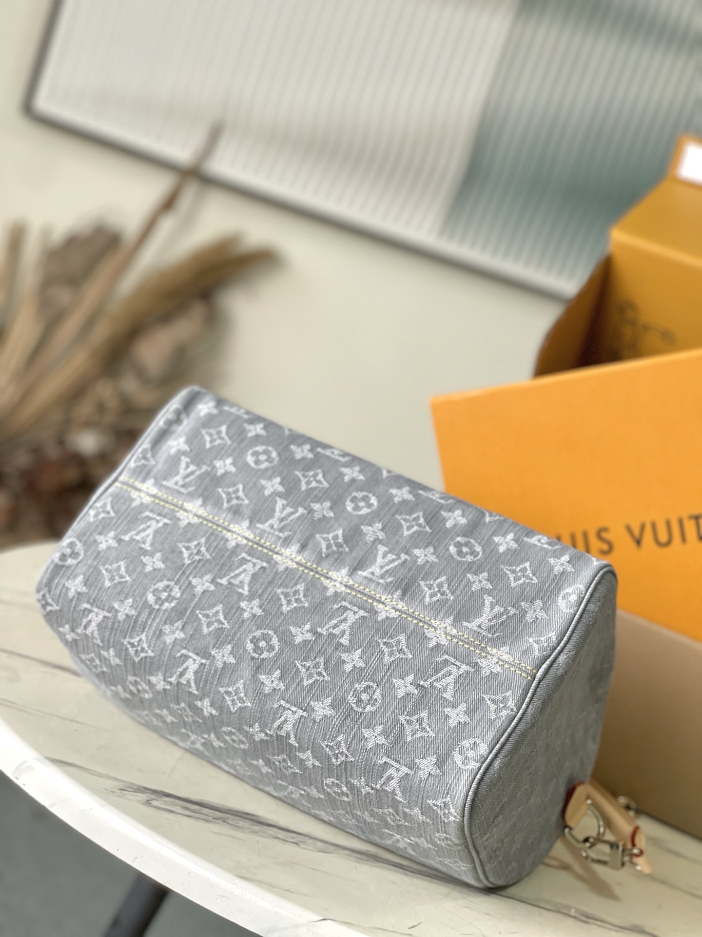 Louis Vuitton Basic Bag M-s