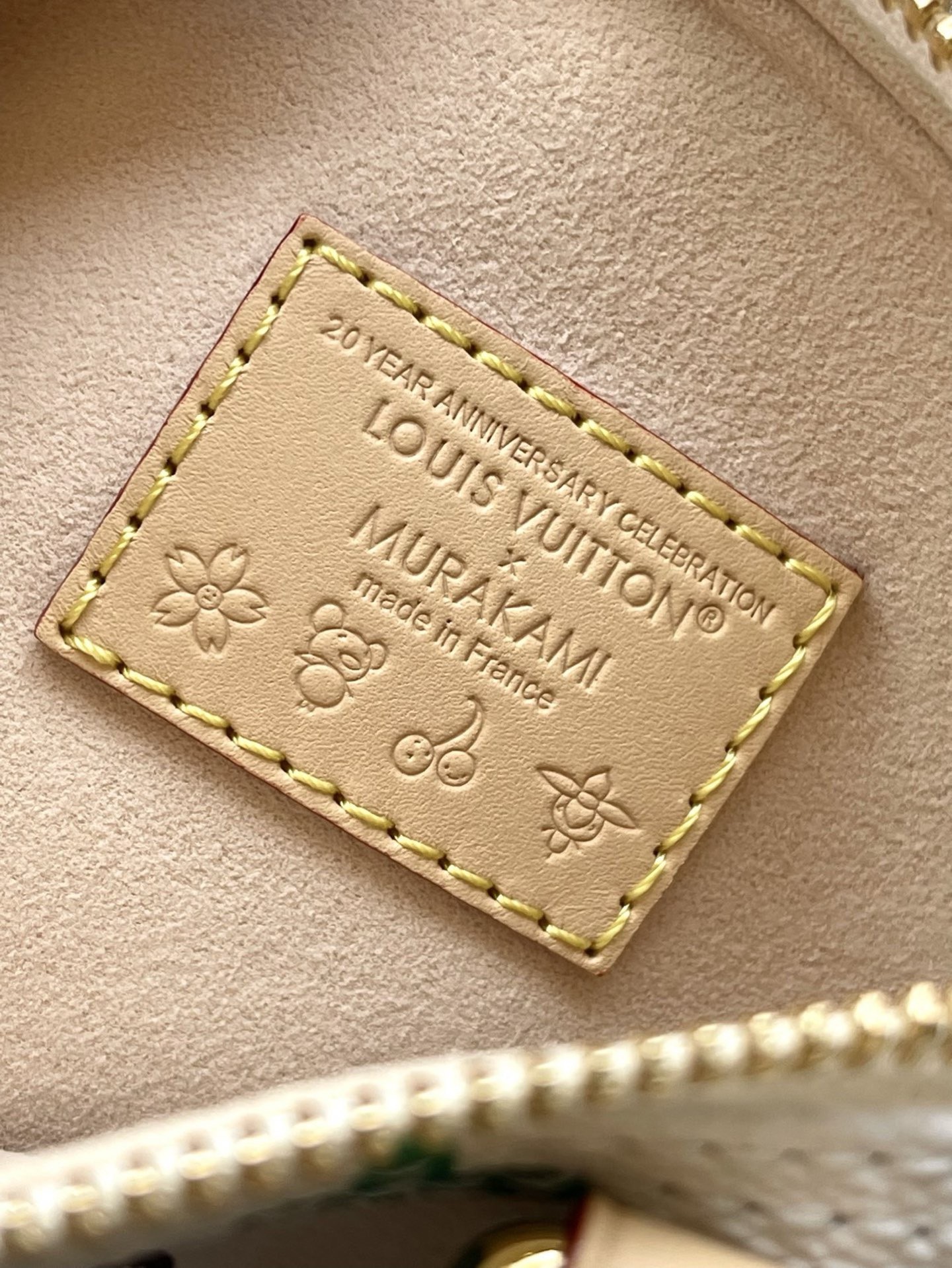 Louis Vuitton Basic Bag Cow Leather M-l-s