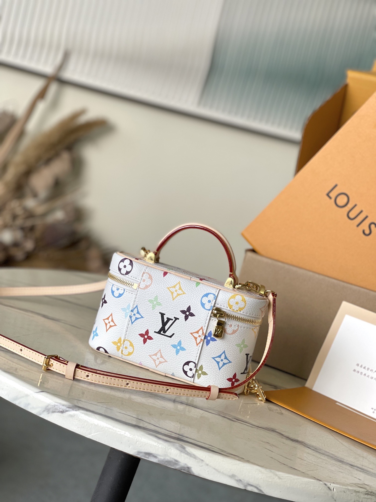 Louis Vuitton Basic Bag Cow Leather M-l