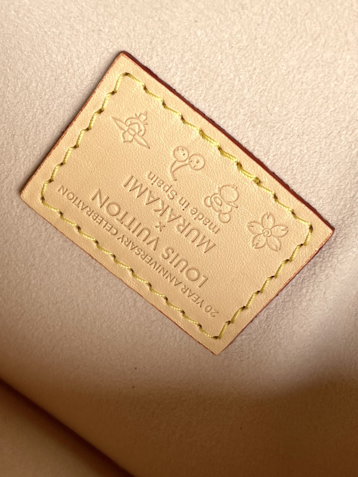 Louis Vuitton Basic Bag Cow Leather M