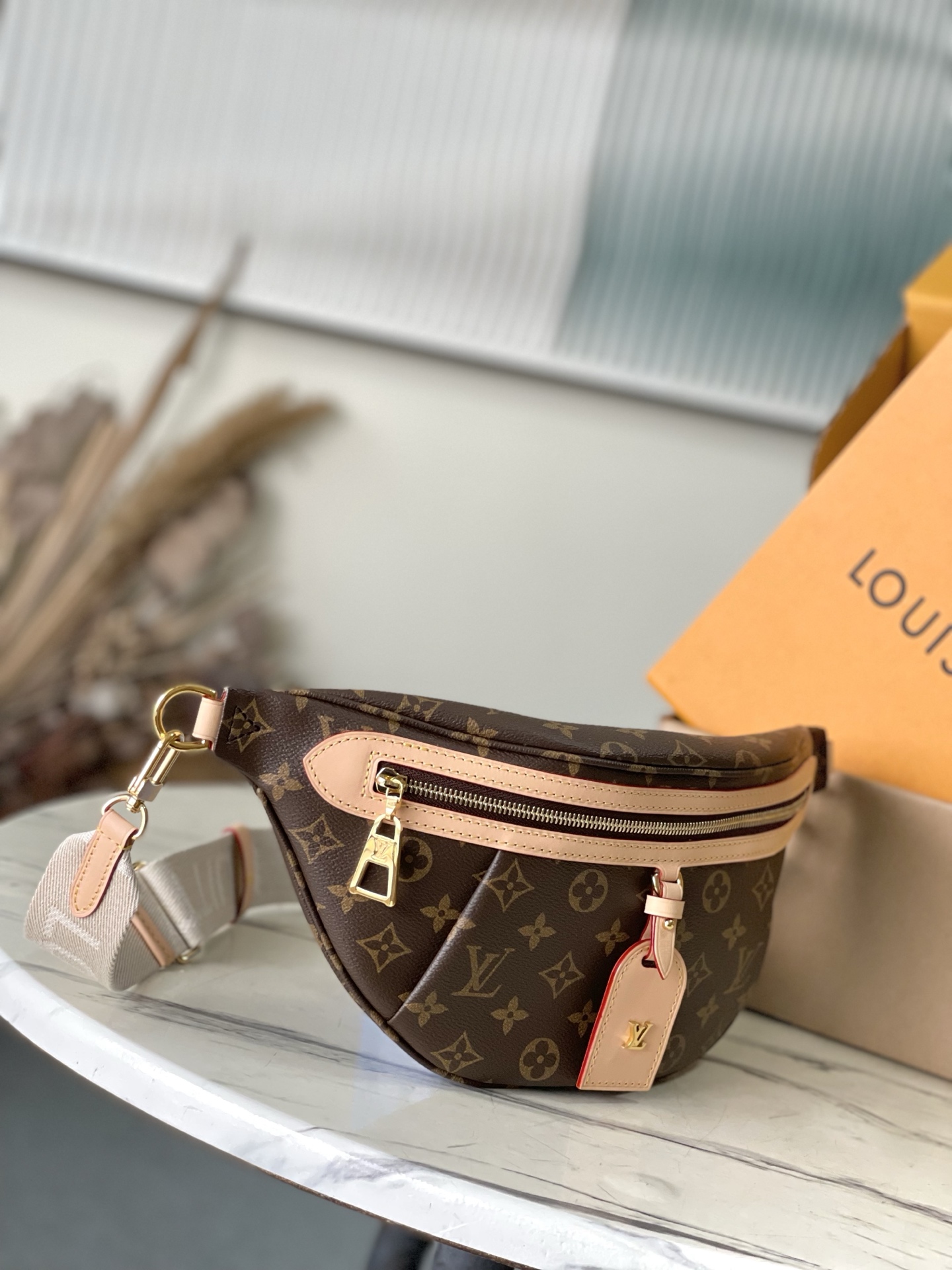 Louis Vuitton Basic Bag Cow Leather M-s