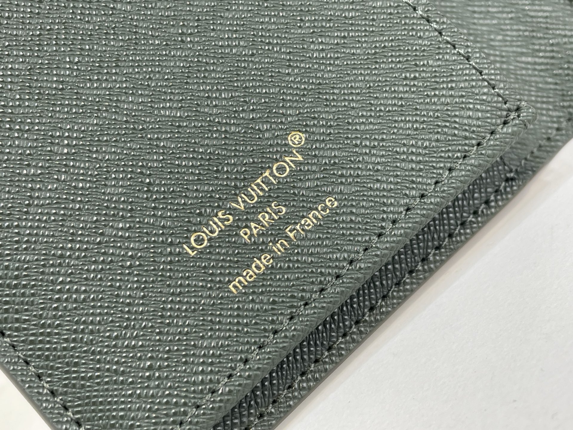 Louis Vuitton Basic Bag Cow Leather Green M-l-s