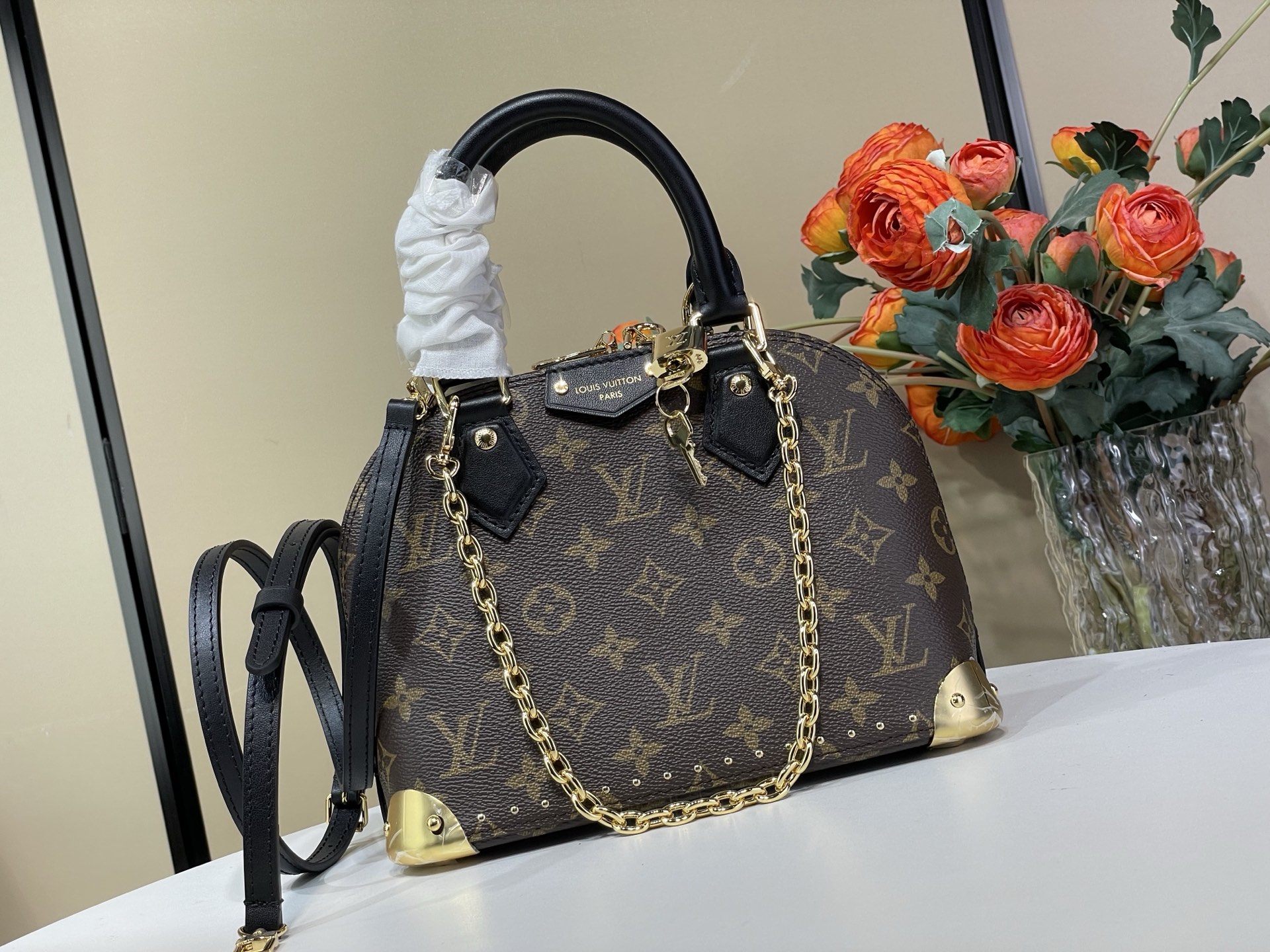 Louis Vuitton Basic Bag Canvas Black M-l