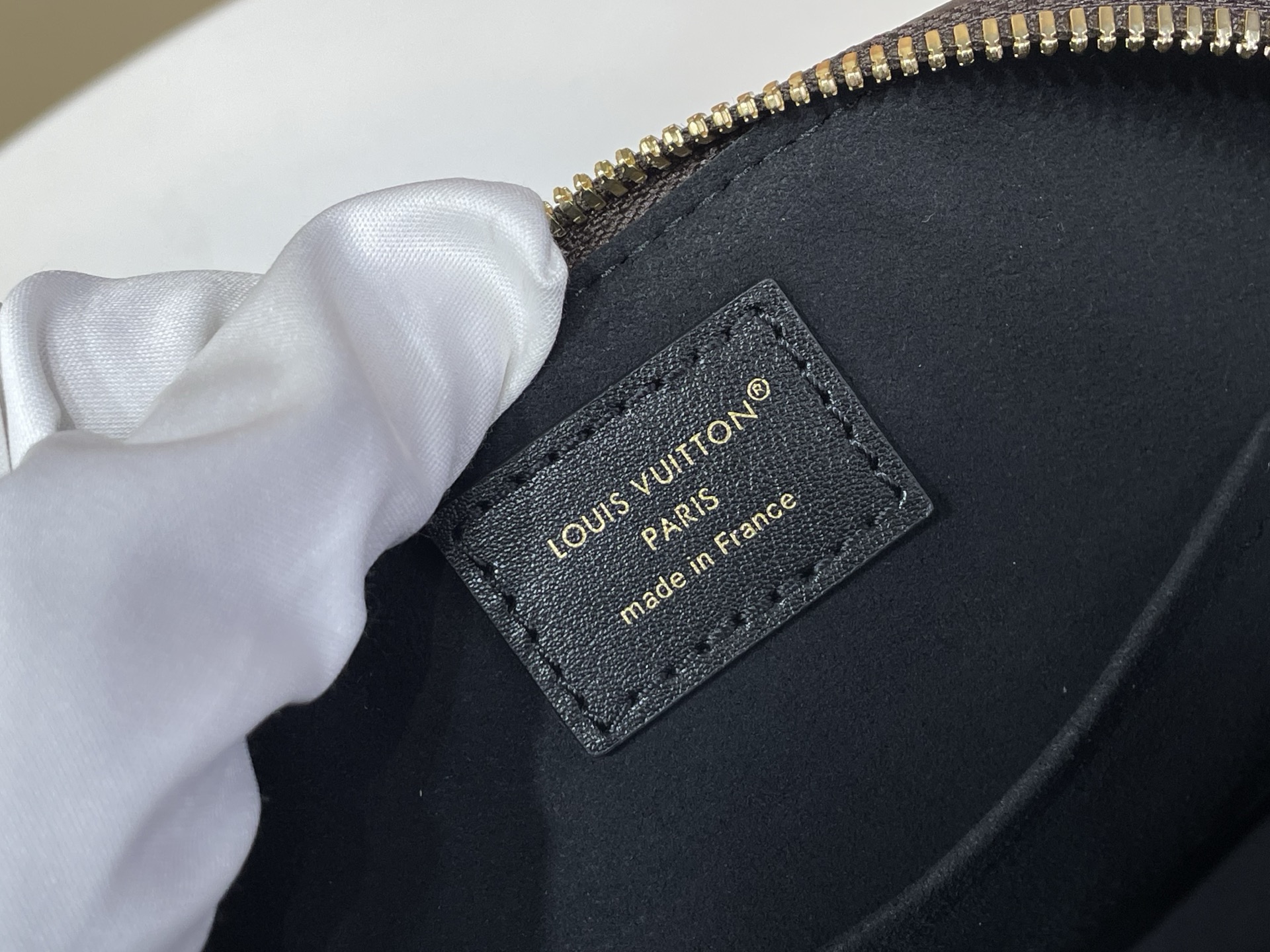 Louis Vuitton Basic Bag Canvas Black M-l