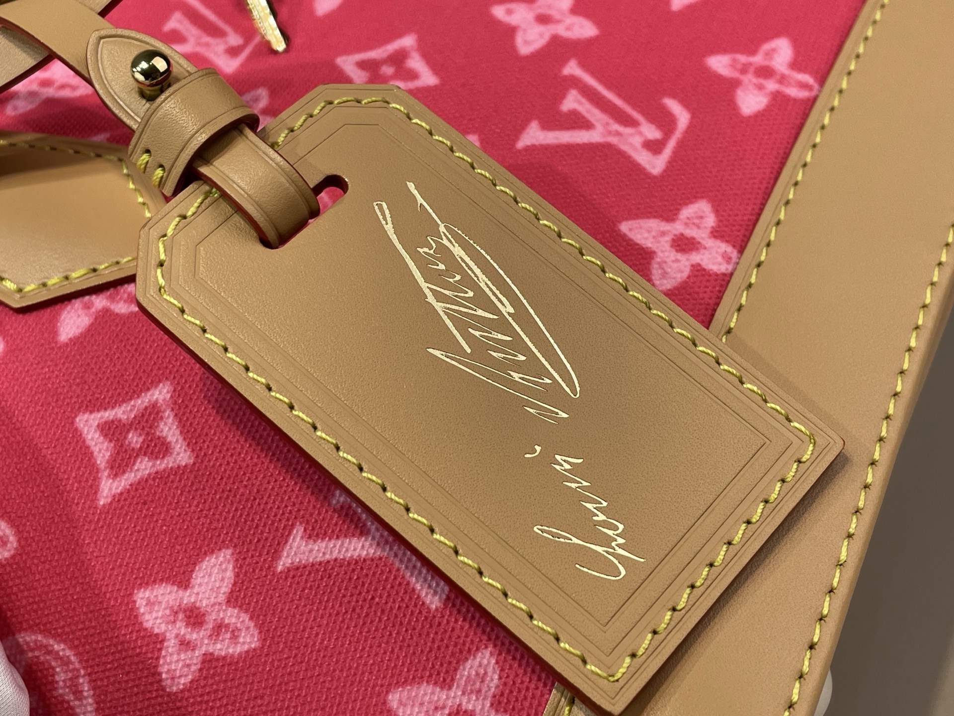 Louis Vuitton Basic Bag Canvas M-l